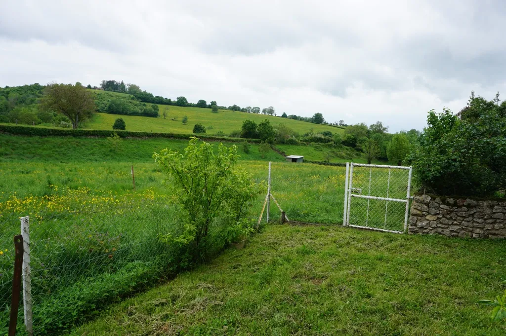 Ensemble de deux maisons en Brionnais près de Marcigny et La Clayette 