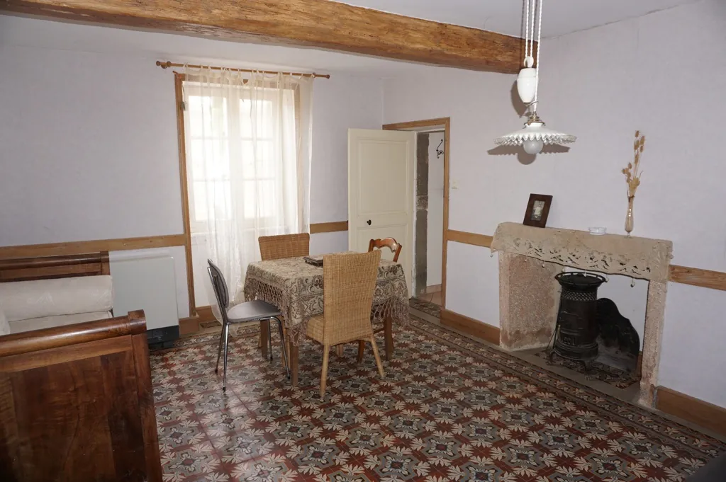 Ensemble de deux maisons en Brionnais près de Marcigny et La Clayette