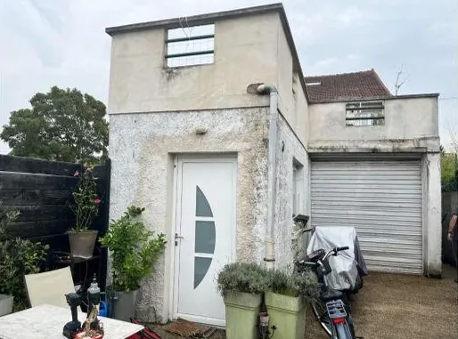 Maison F2 à vendre à Houilles (78) avec jardin et espace effet d’annonces immobilières