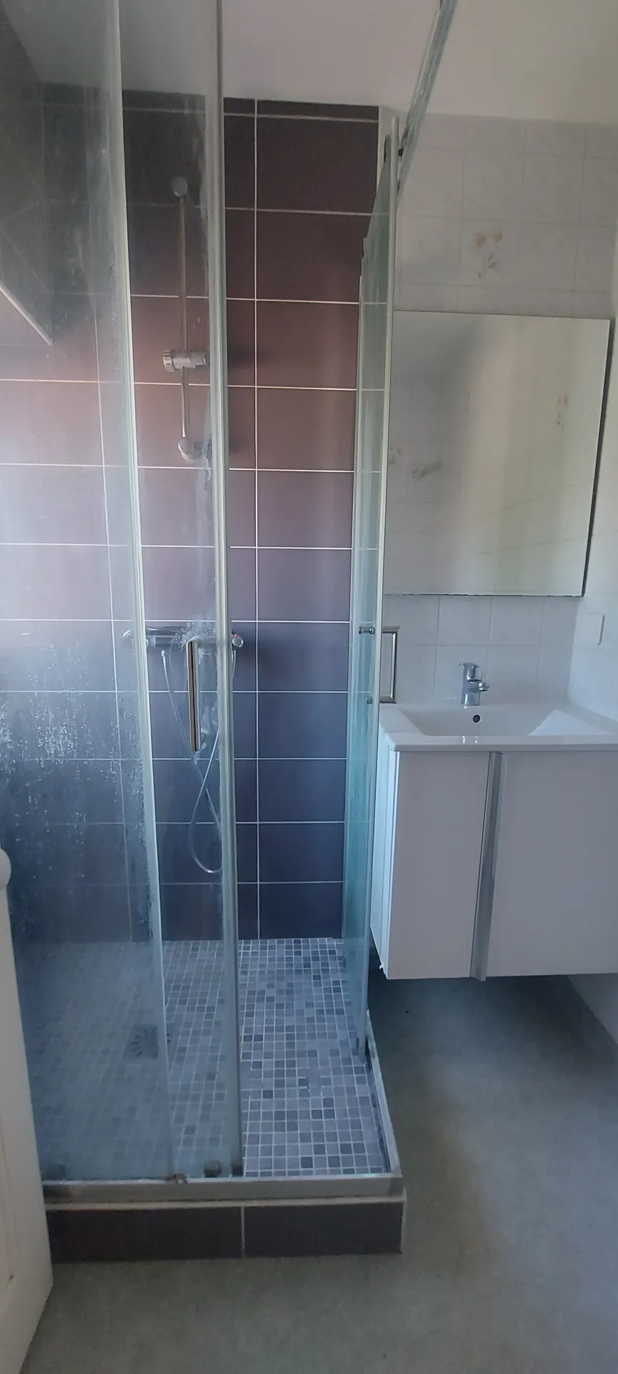 Maison à vendre de 88,71 m² avec 3 chambres à Les Herbiers en centre-ville 