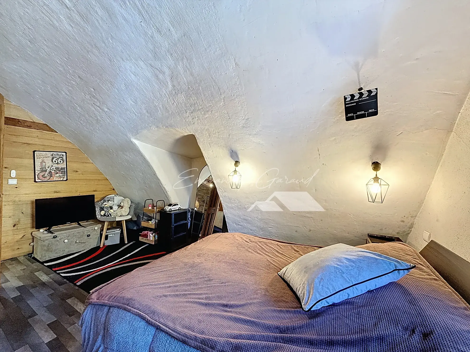 Maison de village à Paulhe avec grand garage, cave et toiture révisée 