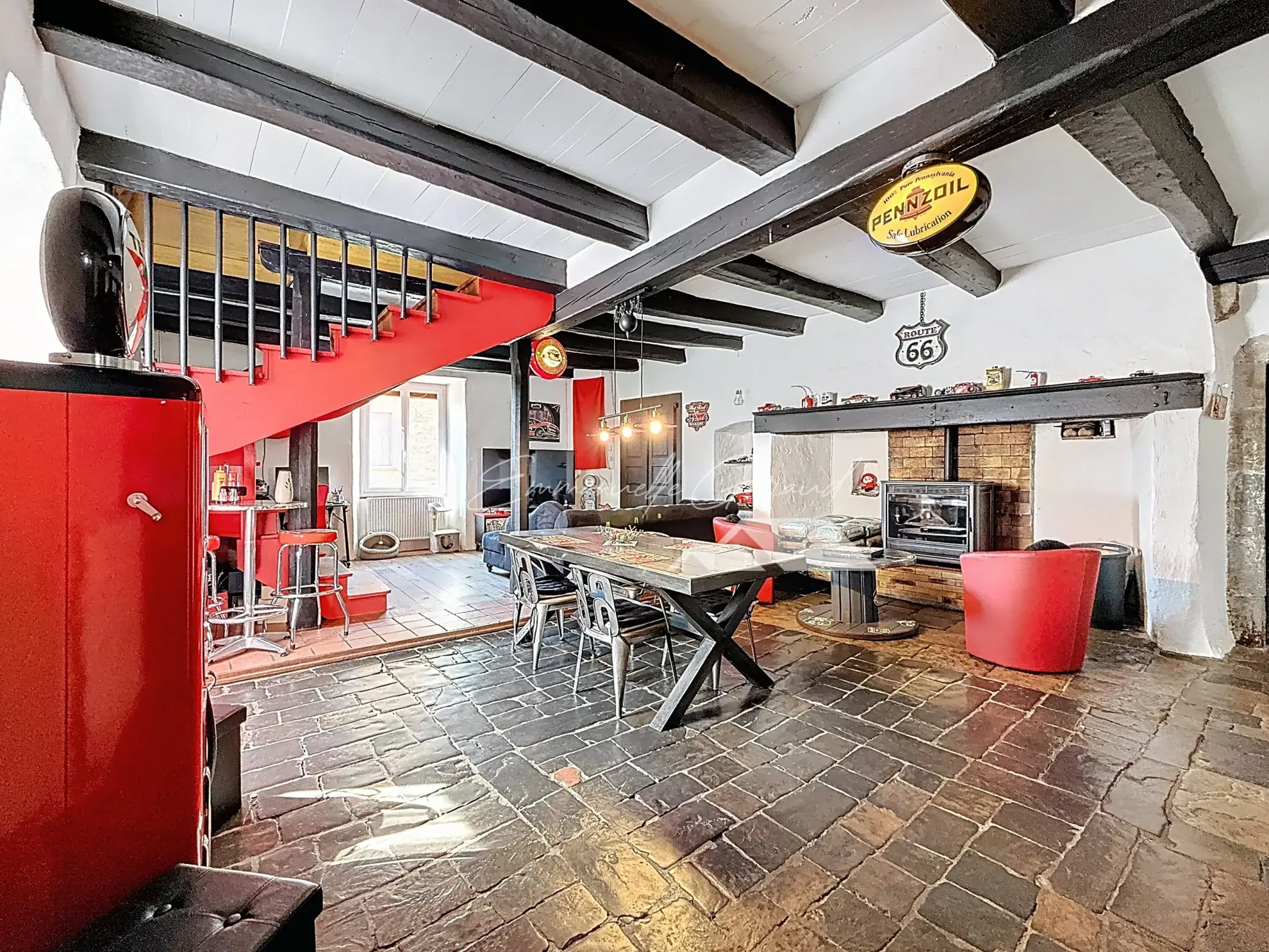 Maison de village à Paulhe avec grand garage, cave et toiture révisée 