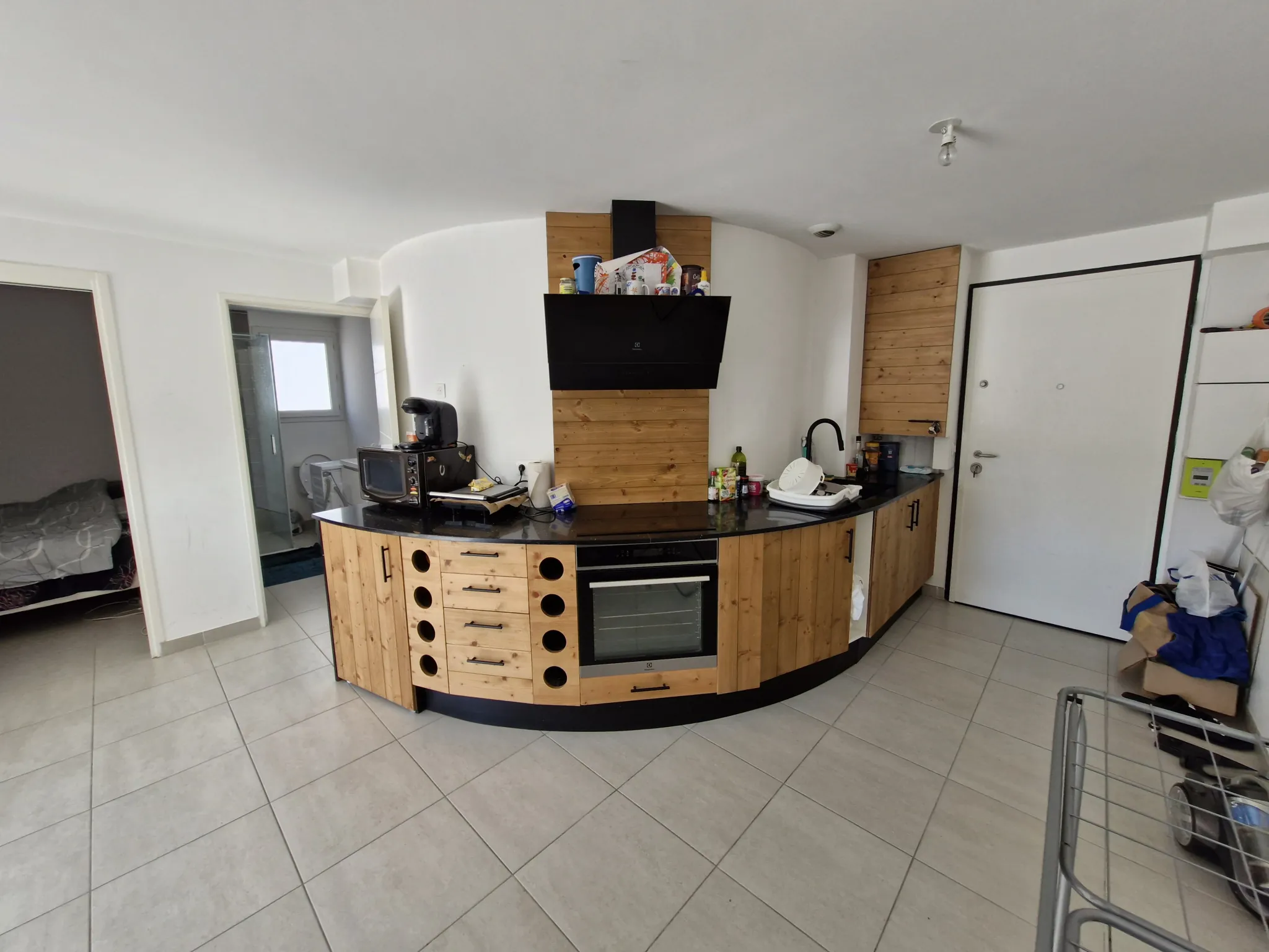 Appartement 2 pièces lumineux avec terrasse à La Garde – Dernier étage, proche centre 