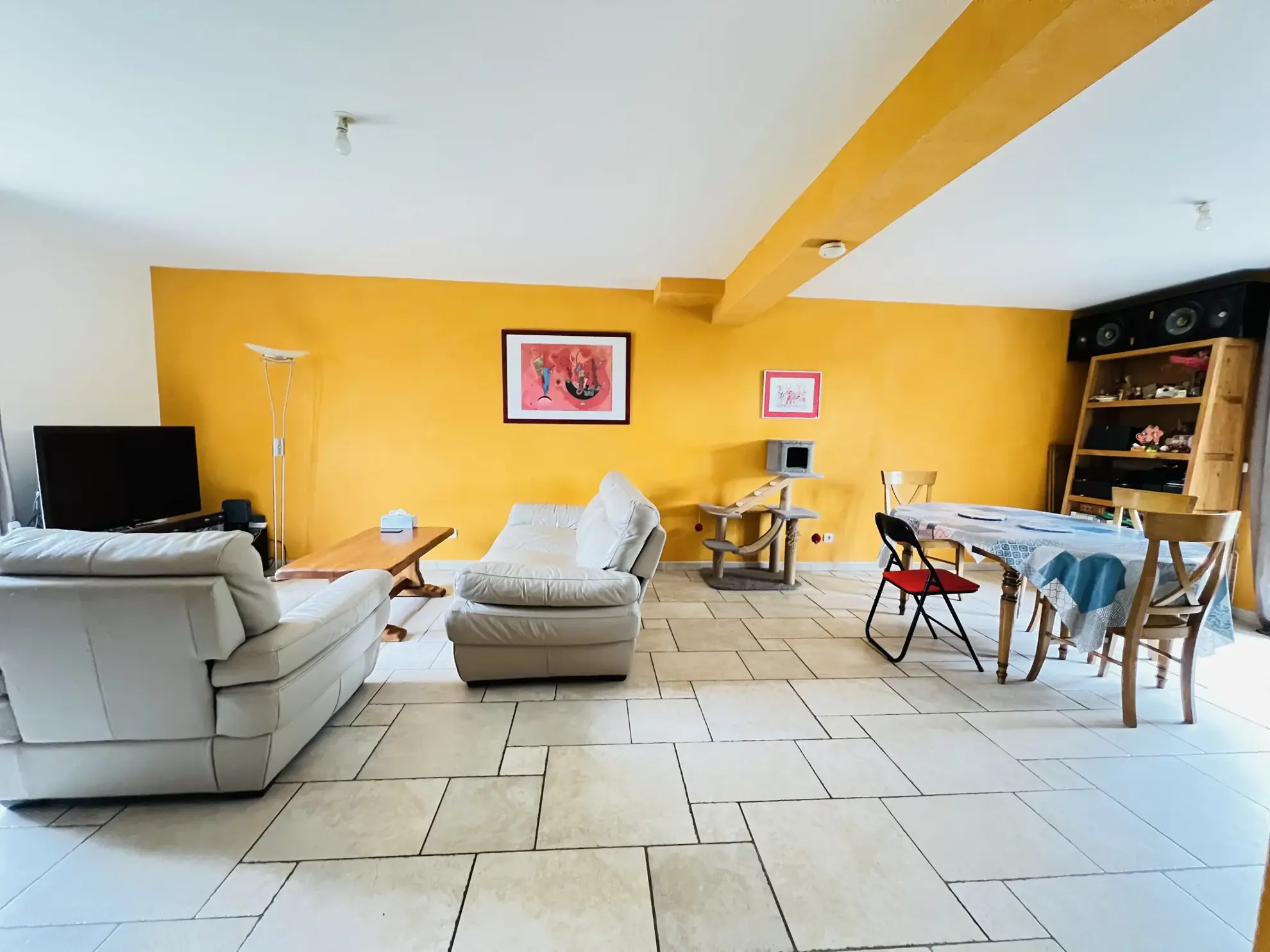 Belle maison individuelle de 4 chambres à Auneau, 2009, terrain clos et arboré 