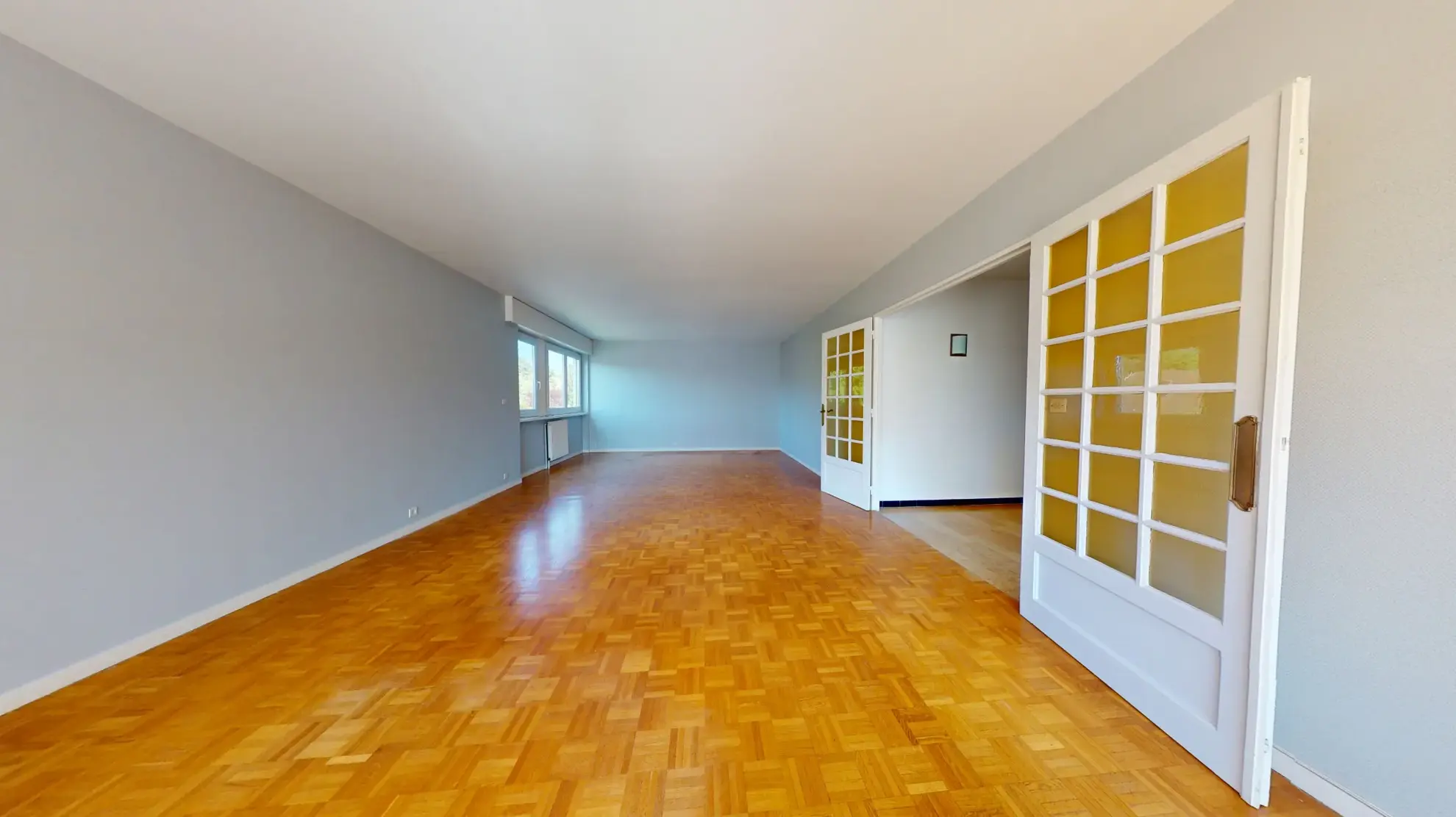 Appartement T3 lumineux de 85 m² avec balcon, garage double et cave à Talant 