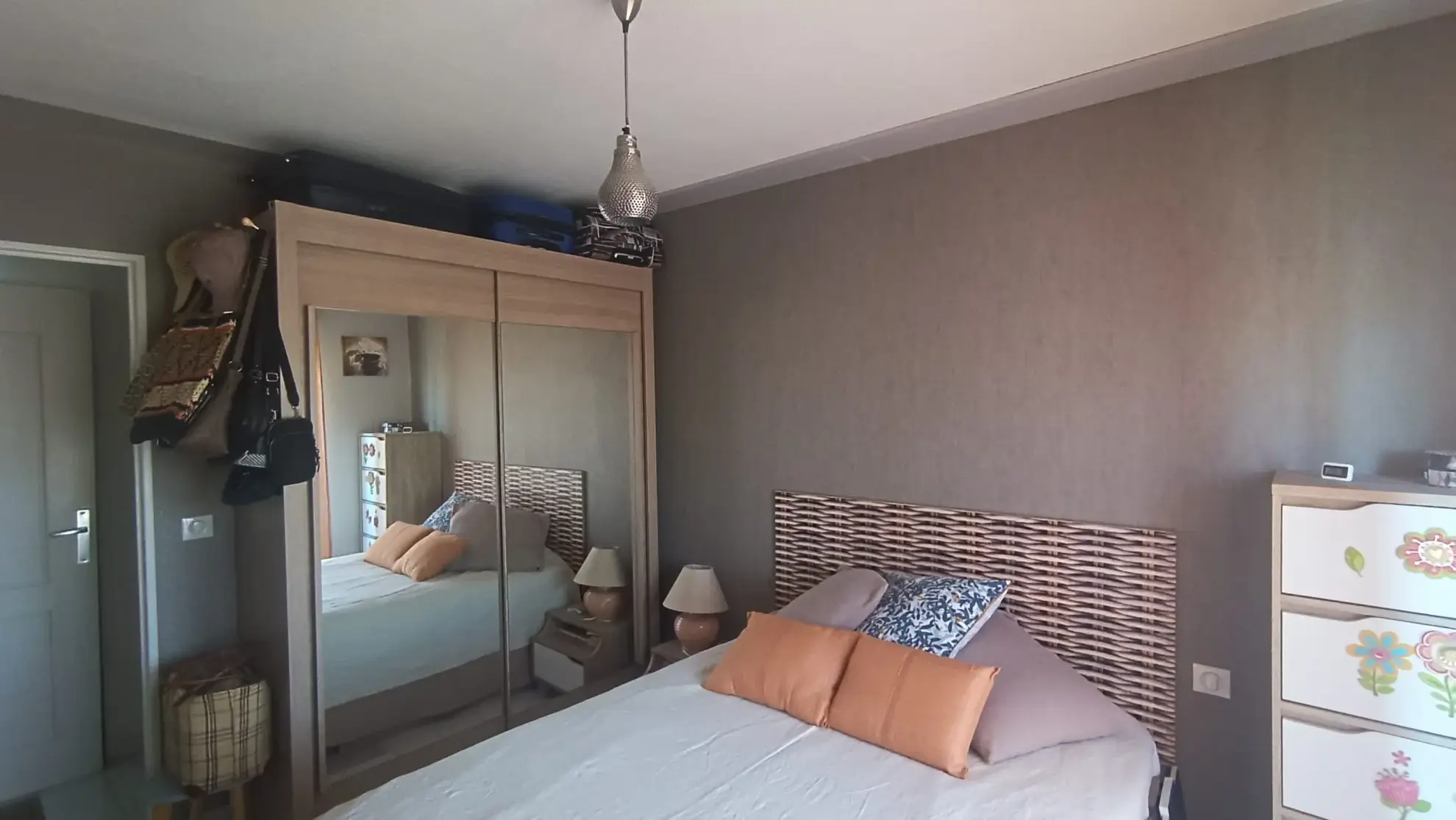 Vente appartement T2 de 48 m² à Perpignan avec parking et balcon 