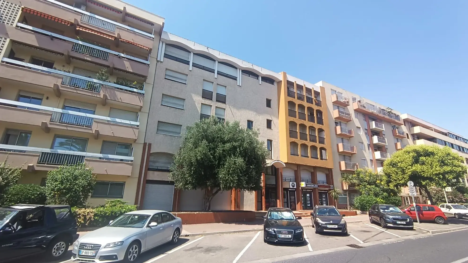 Vente appartement T2 de 48 m² à Perpignan avec parking et balcon 