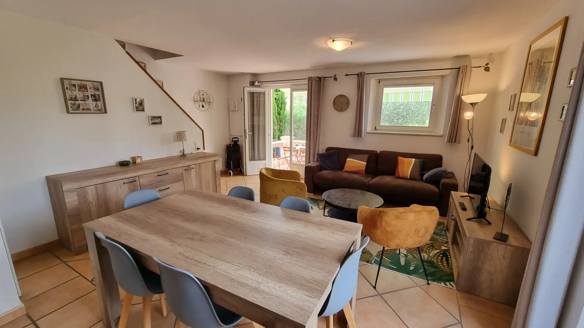 Villa à Vidauban avec 3 chambres, piscine et terrasse – Investissement en Parahôtellerie 