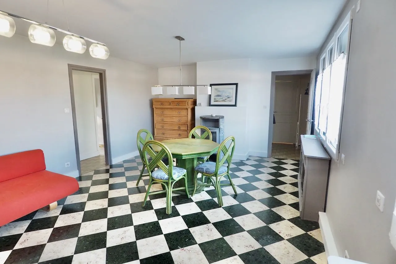 À vendre pavillon plain-pied de 78 m² à Dainville, proche commodités 