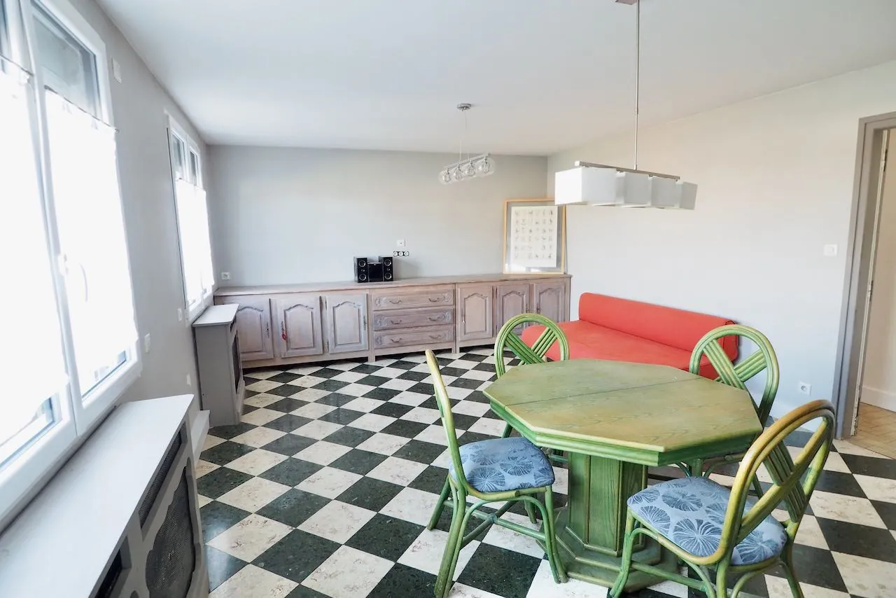 À vendre pavillon plain-pied de 78 m² à Dainville, proche commodités 