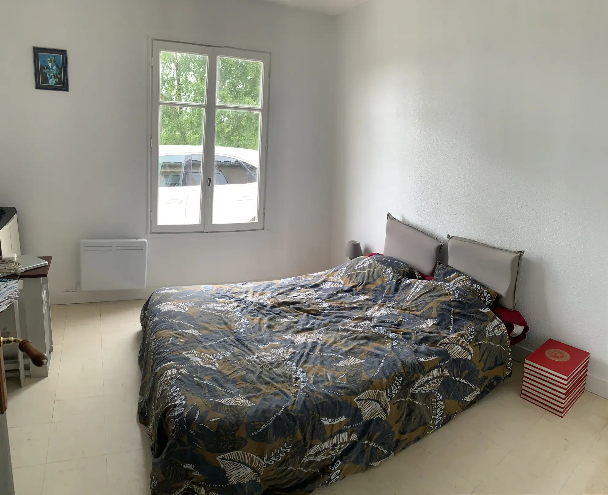 Maison de plain-pied à Mazeray (17400) avec 4 chambres et garage 