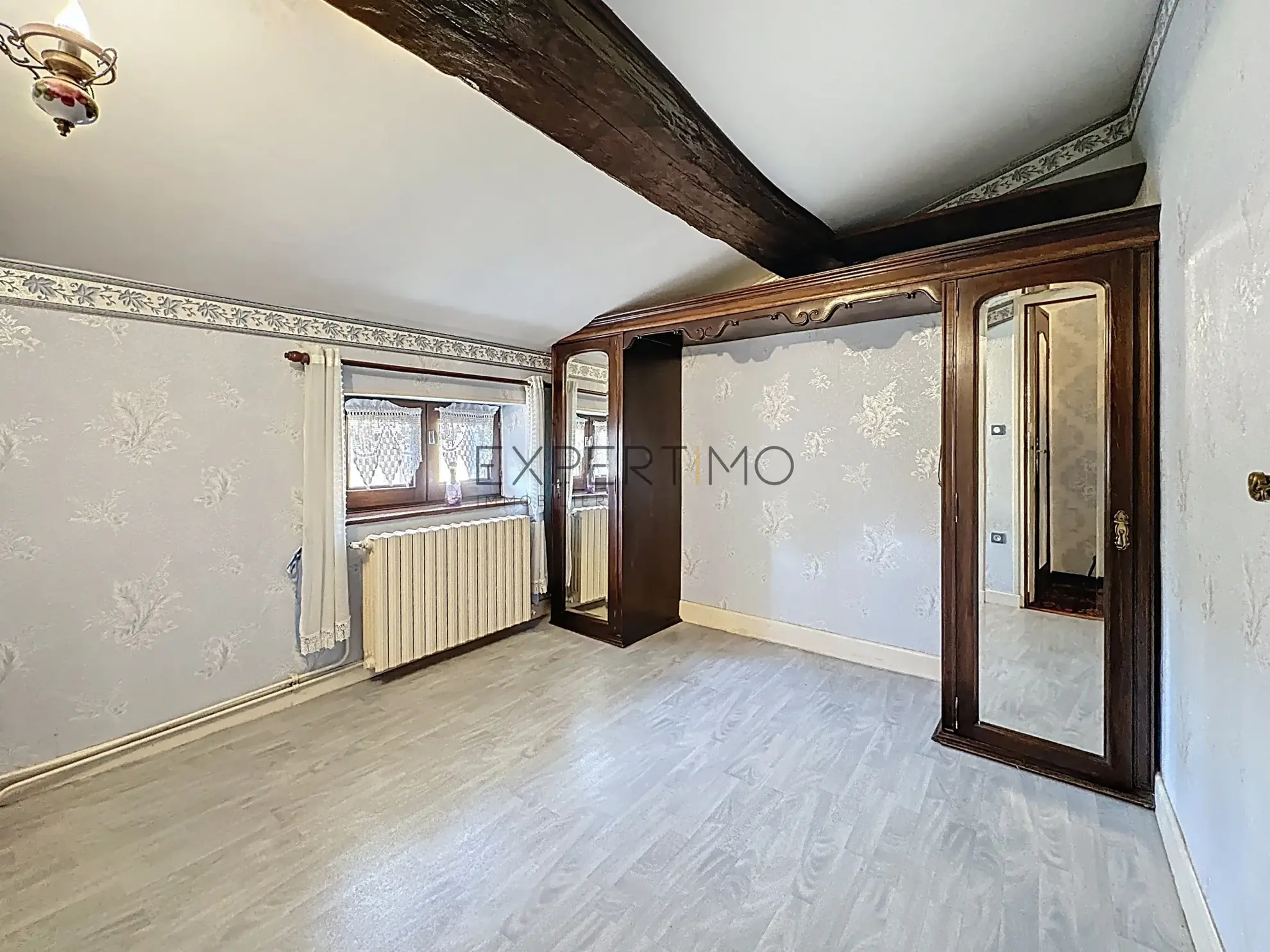 Maison de ville de 64 m² au cœur historique de Tournus, rare opportunité en Bourgogne 