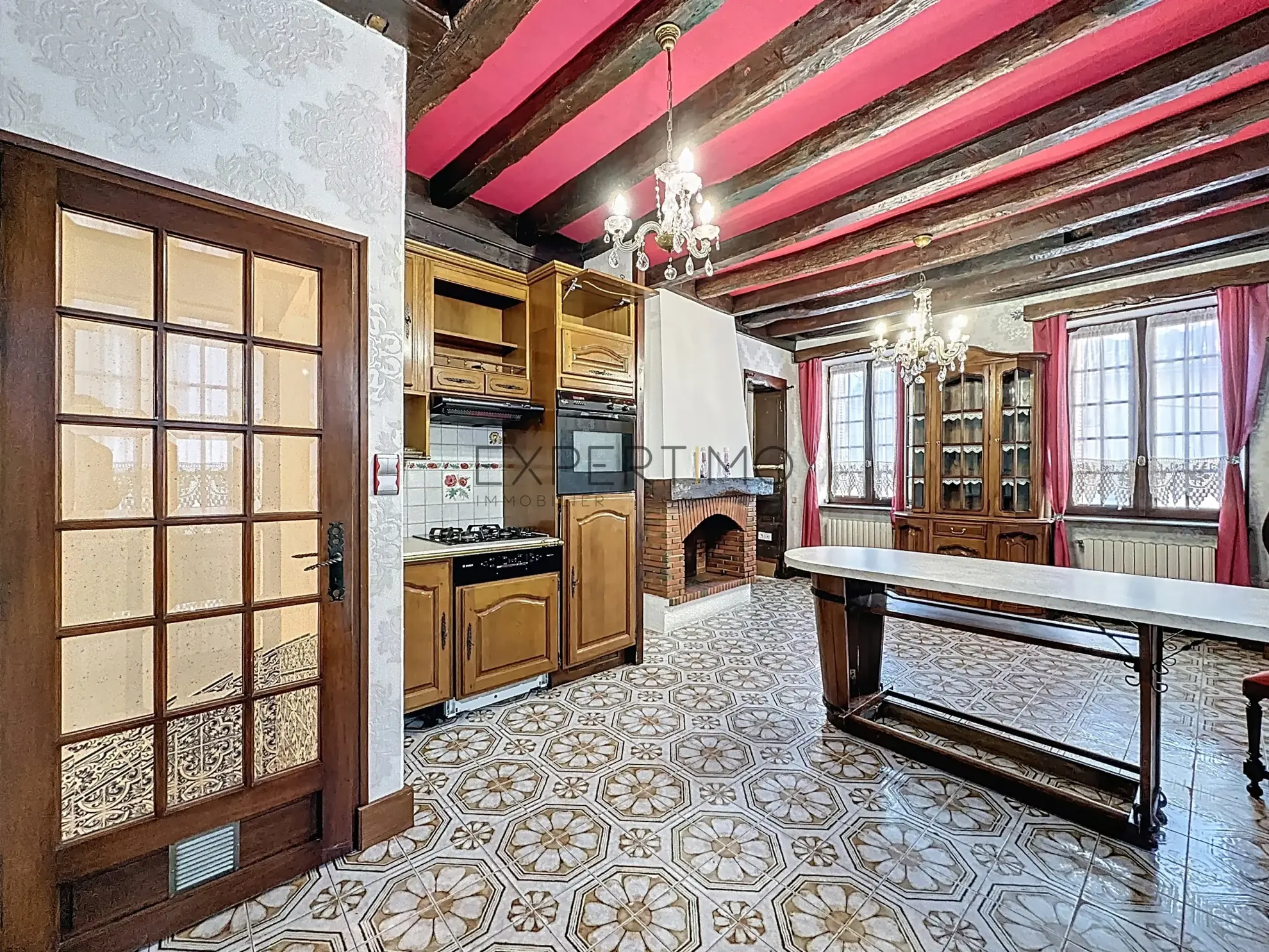 Maison de ville de 64 m² au cœur historique de Tournus, rare opportunité en Bourgogne 