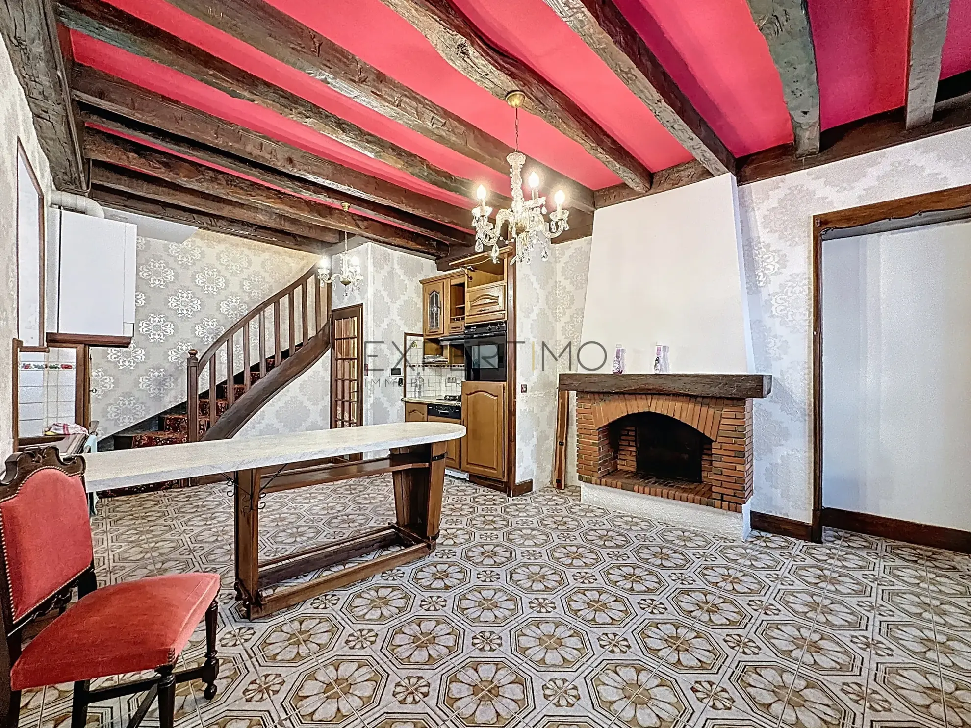 Maison de ville de 64 m² au cœur historique de Tournus, rare opportunité en Bourgogne 