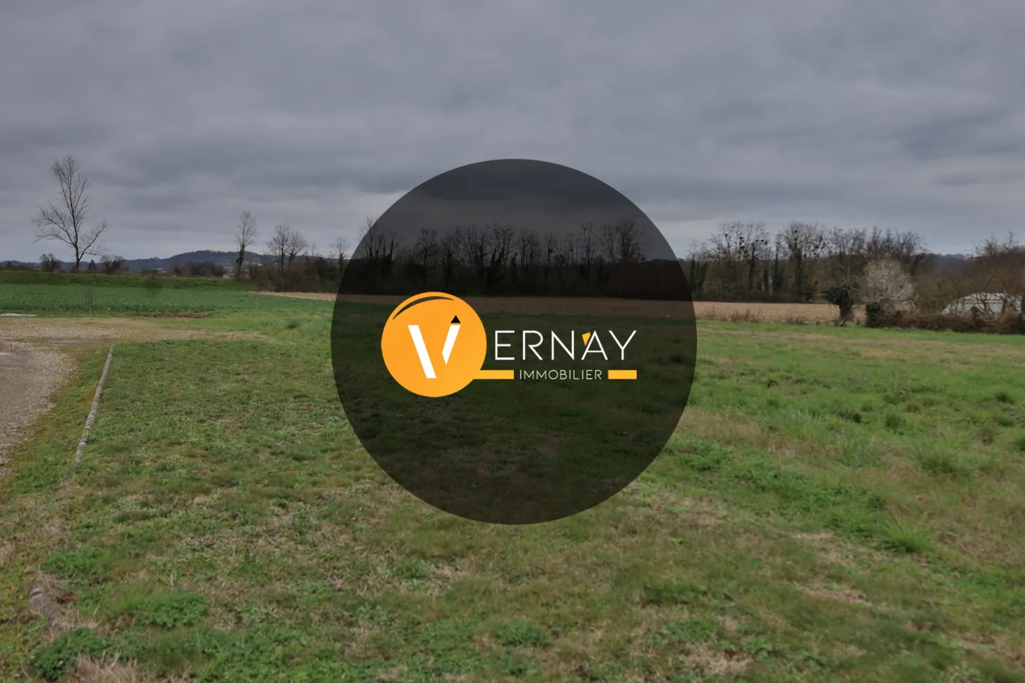 Terrain constructible plat à vendre à Septème - 400 m² avec viabilité