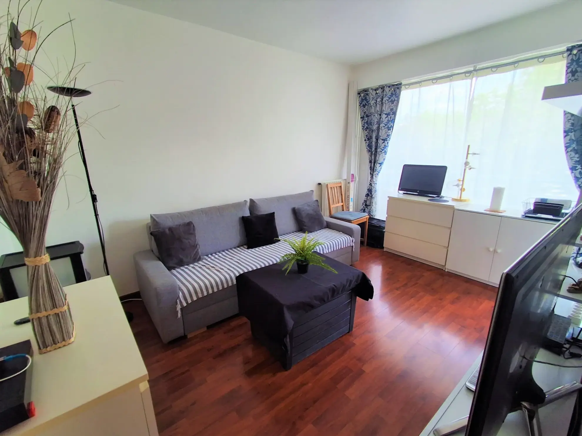 Studio meublé avec balcon et parking à Saint Maur des Fossés, proche RER A