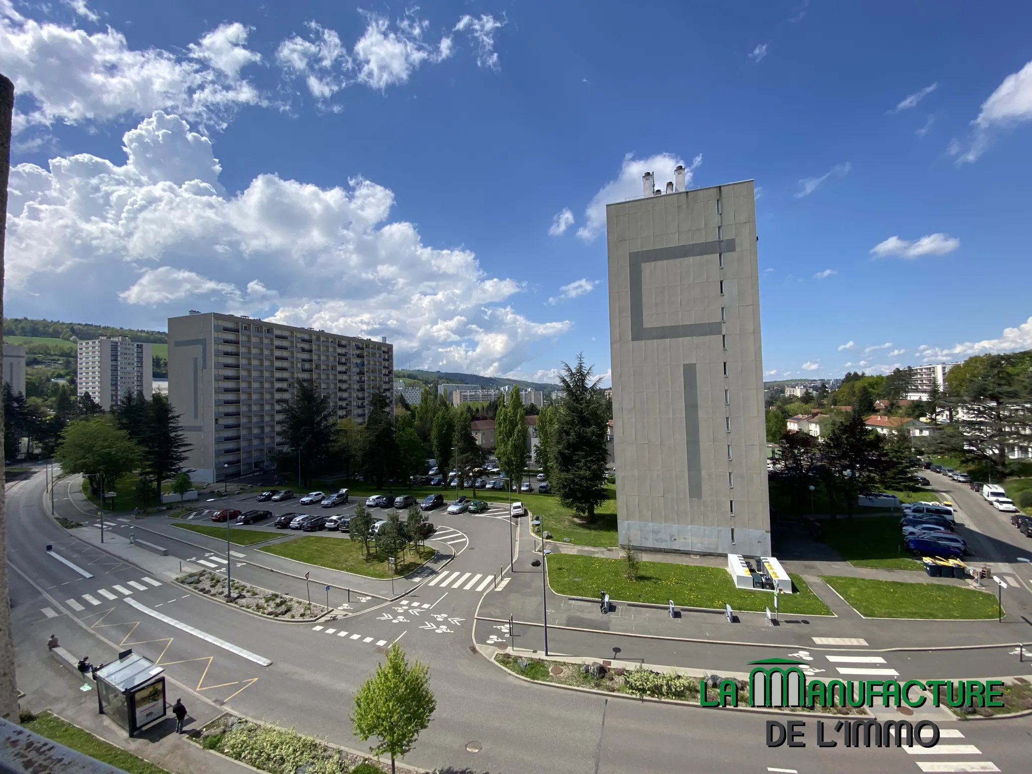 Appartement 2 pièces à Saint-Étienne Métare / Chpl avec stationnement sécurisé 
