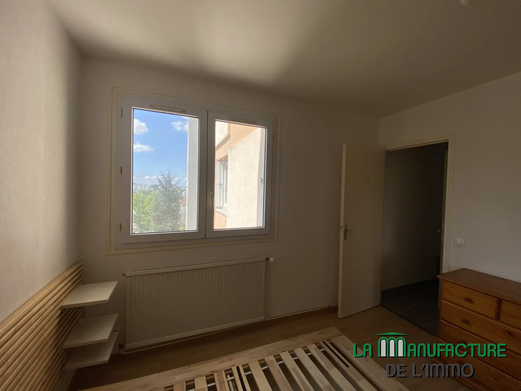 Appartement 2 pièces à Saint-Étienne Métare / Chpl avec stationnement sécurisé 