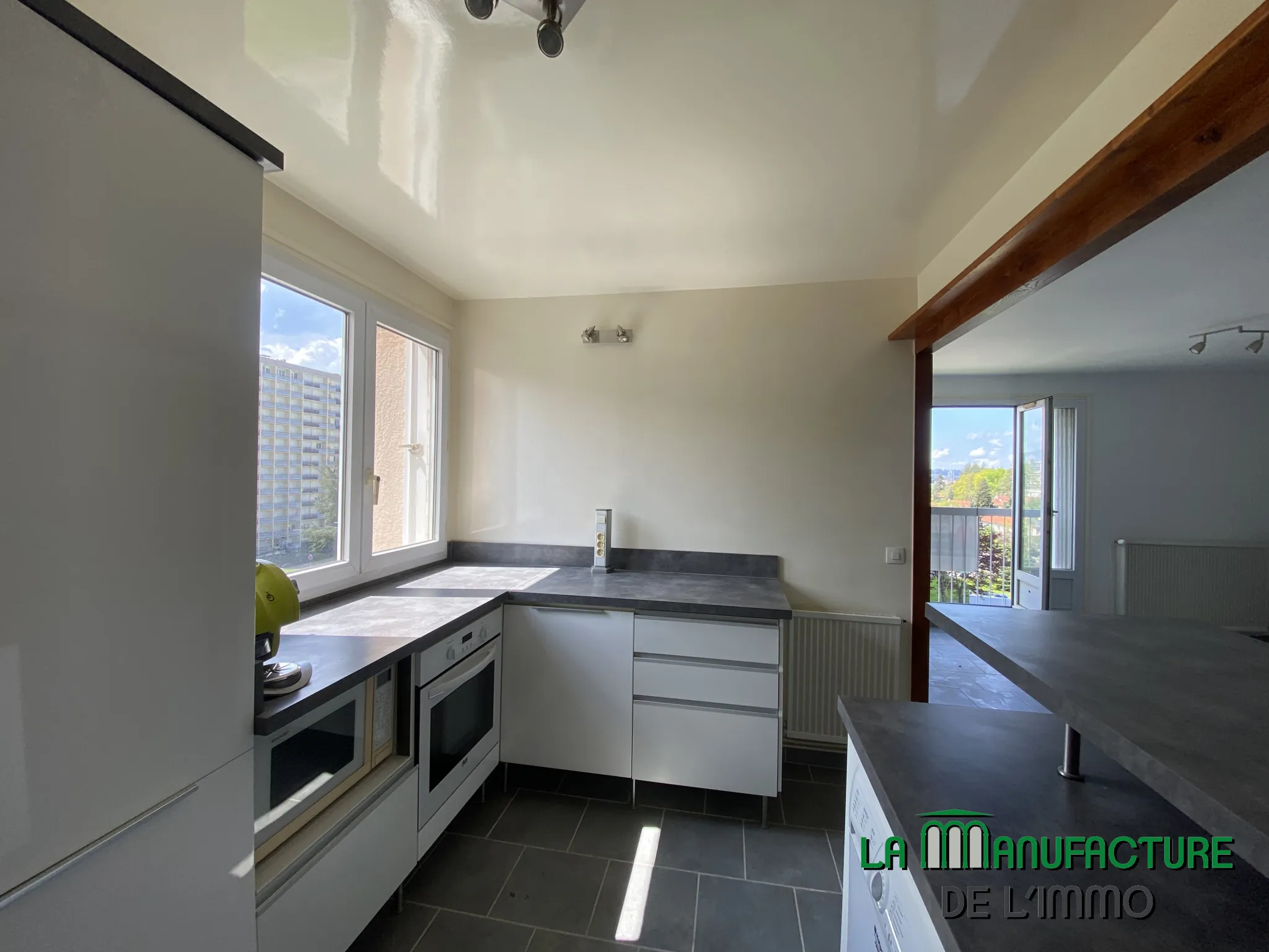 Appartement 2 pièces à Saint-Étienne Métare / Chpl avec stationnement sécurisé 