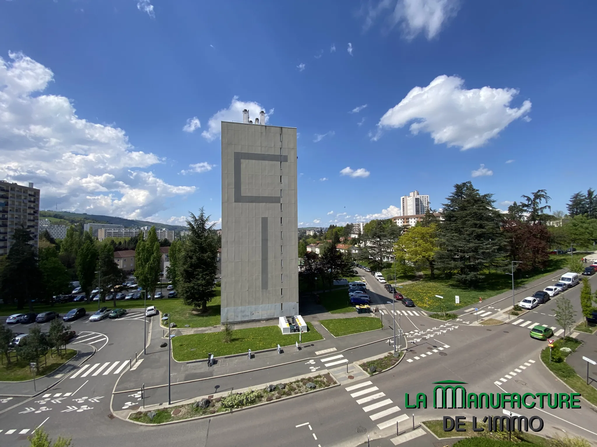 Appartement 2 pièces à Saint-Étienne Métare / Chpl avec stationnement sécurisé 