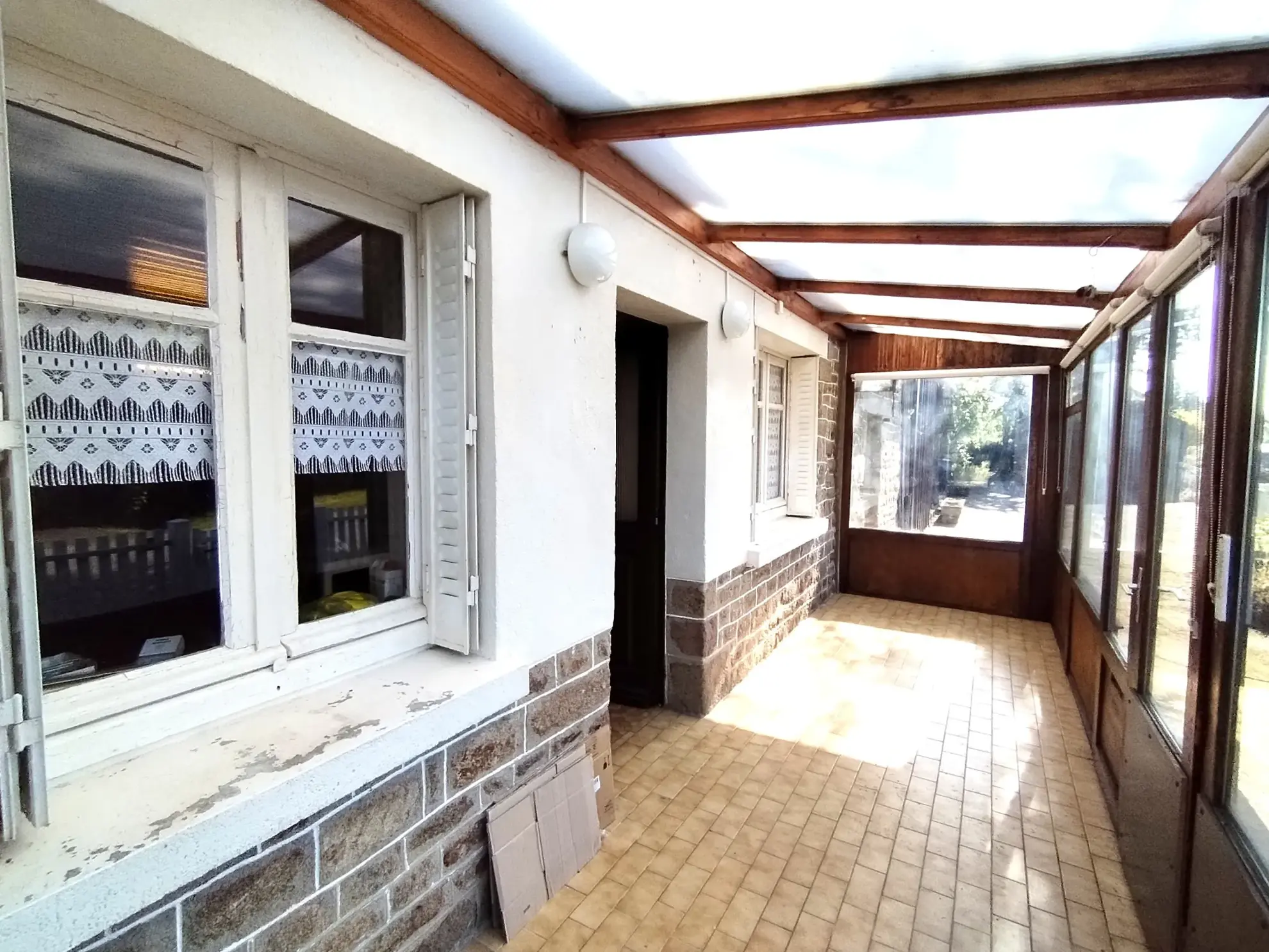 Maison ancienne à rénover avec grand terrain à Romagné (35) 