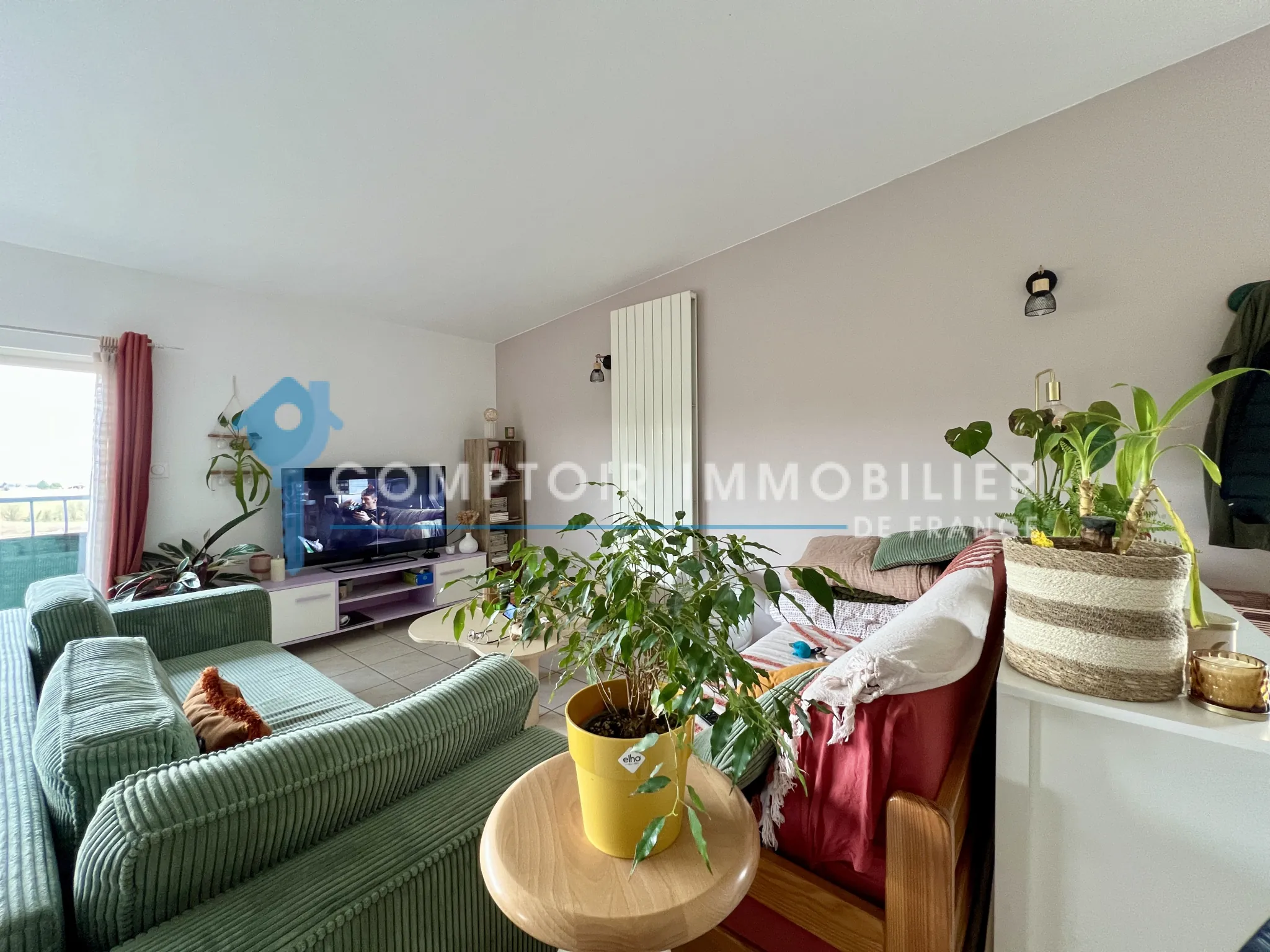 Maison familiale à Saint Paul Cap de Joux avec studio indépendant et grand terrain 