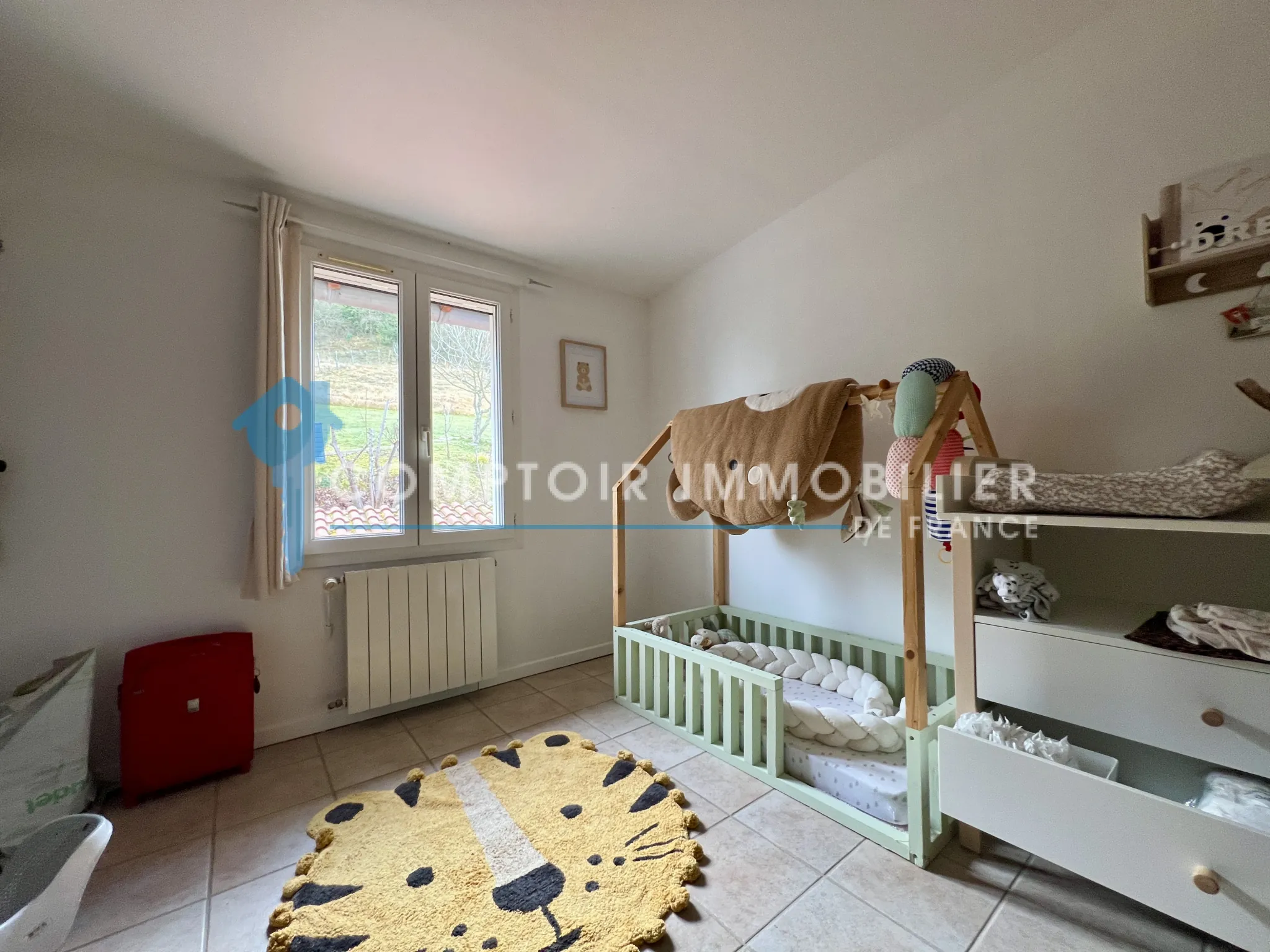 Maison familiale à Saint Paul Cap de Joux avec studio indépendant et grand terrain 