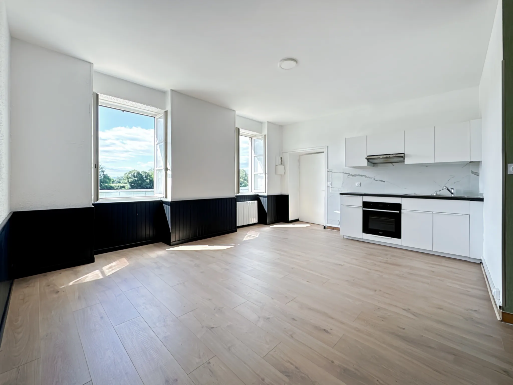 Studio rénové avec vue sur la Saône à Trévoux - Idéal investisseur ou primo-accédant