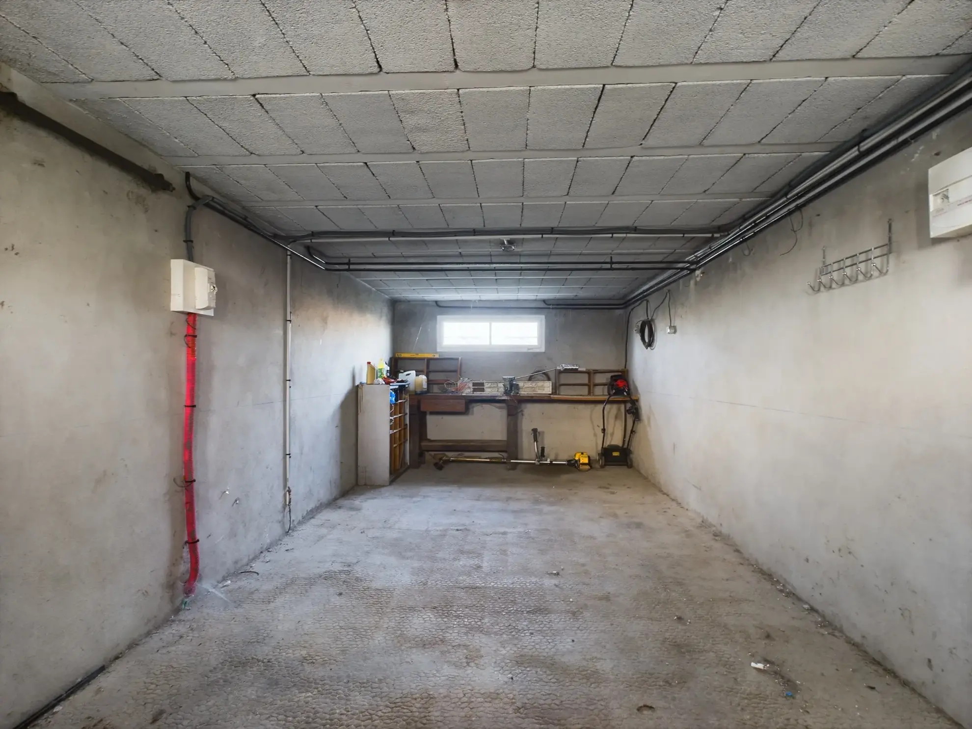 Pavillon à vendre à Nevers avec sous-sol, 75,69 m², terrain 2518 m² 