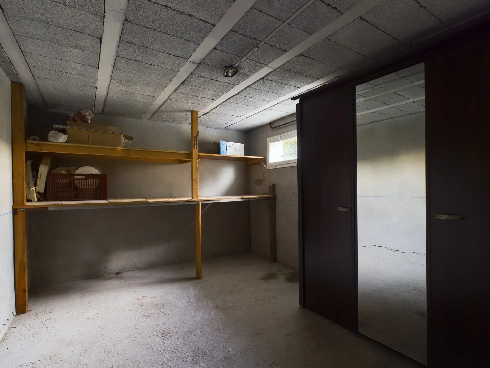 Pavillon à vendre à Nevers avec sous-sol, 75,69 m², terrain 2518 m² 