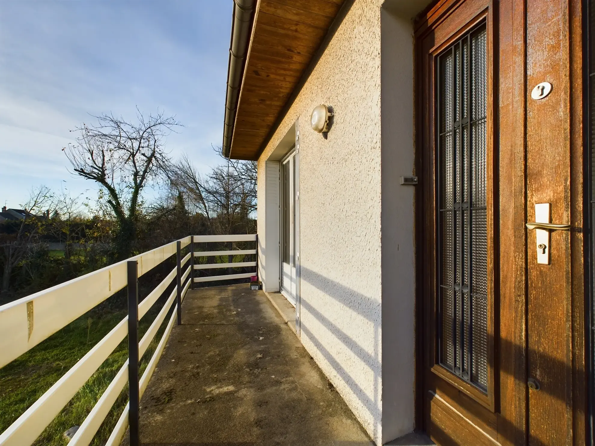 Pavillon à vendre à Nevers avec sous-sol, 75,69 m², terrain 2518 m² 