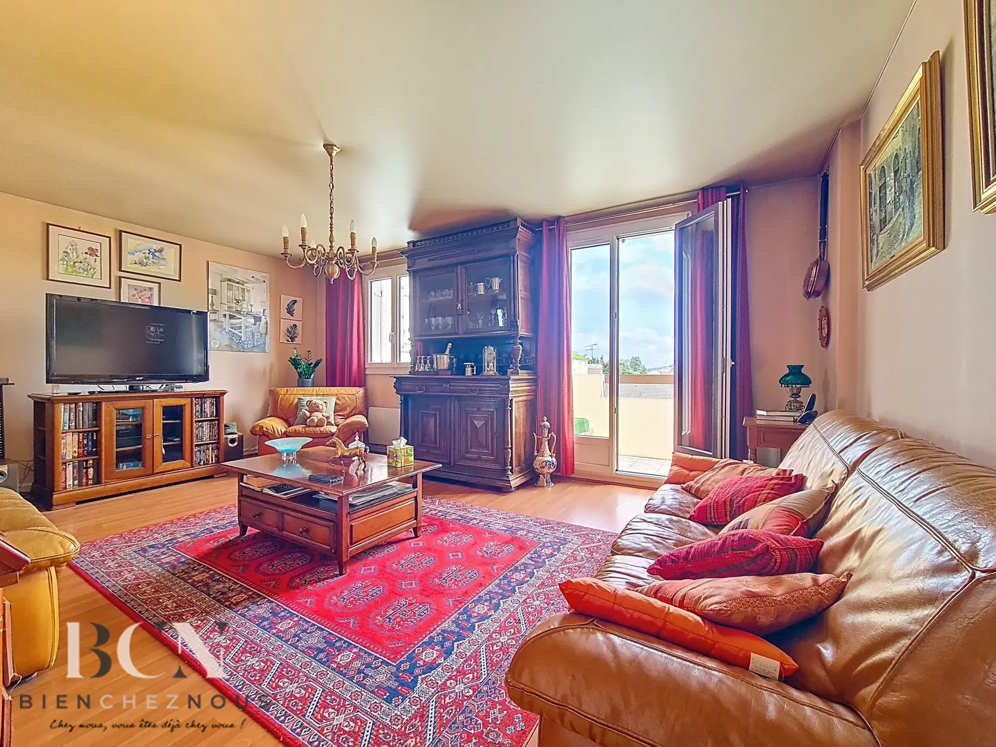 Appartement de 4 pièces avec terrasse à Persan, vue sur l'Oise - 84 m² 