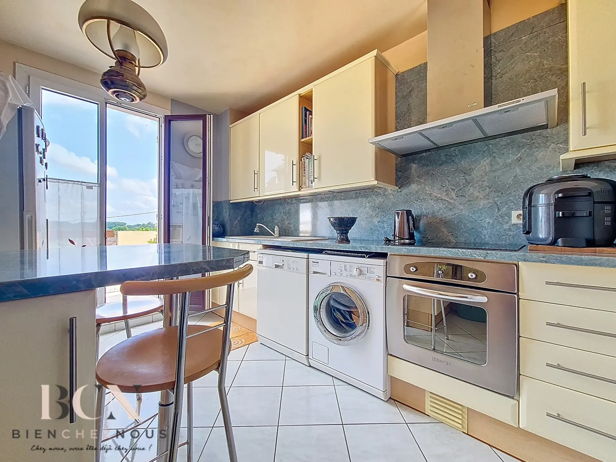 Appartement de 4 pièces avec terrasse à Persan, vue sur l'Oise - 84 m² 