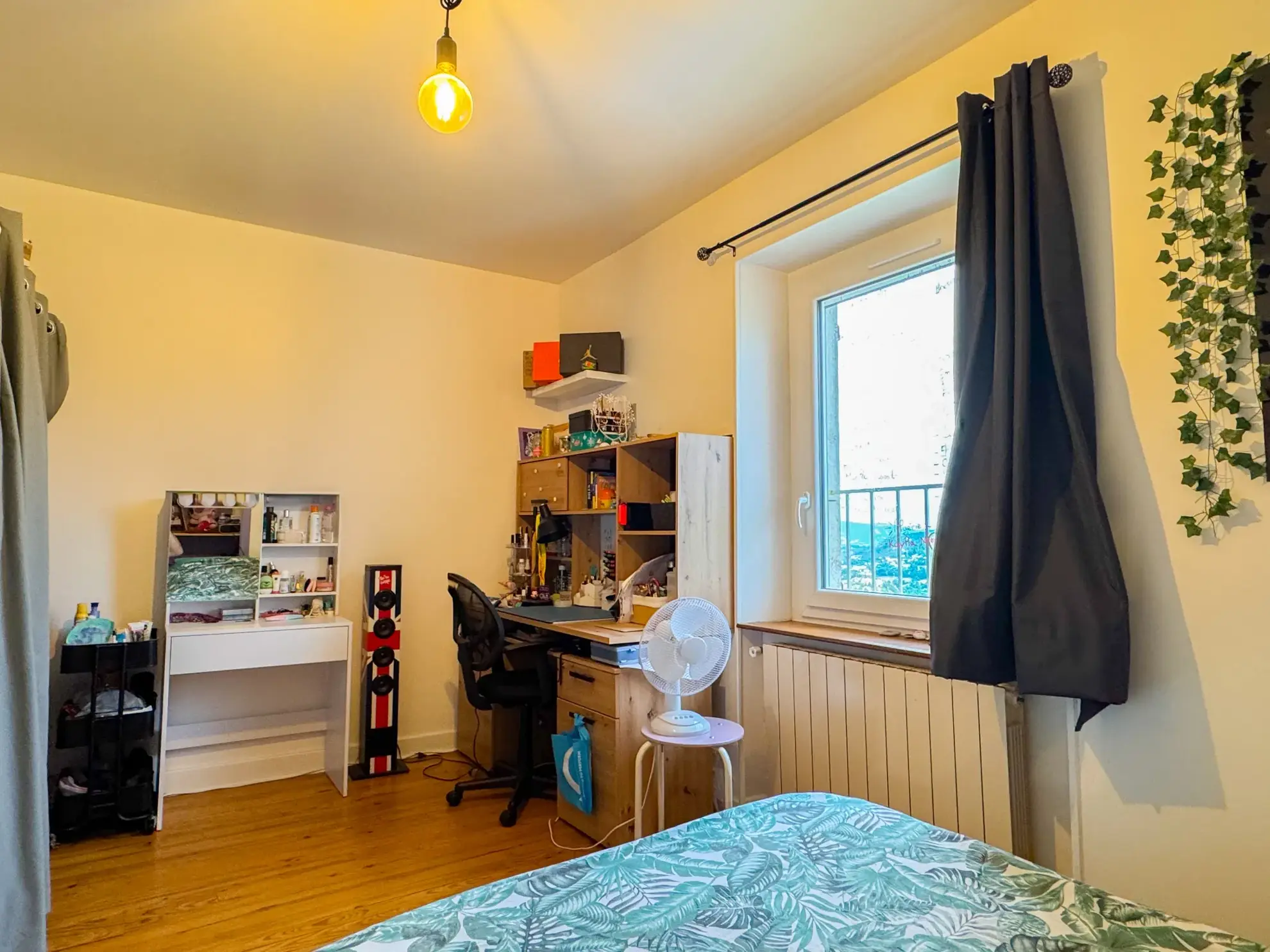 Maison rénovée avec piscine, 4 chambres, grand terrain à Privas secteur Ruissol 