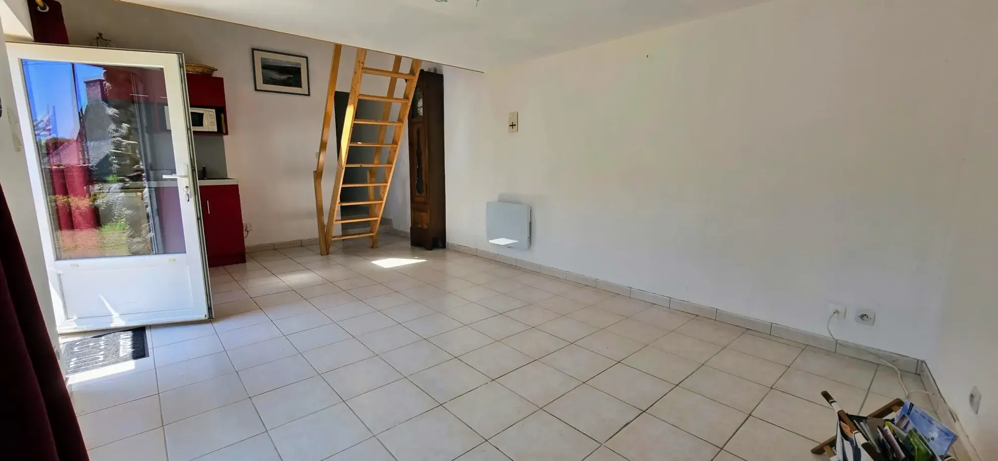 Maison en pierre avec gîte à Plehedel en Bretagne, environnement paisible 