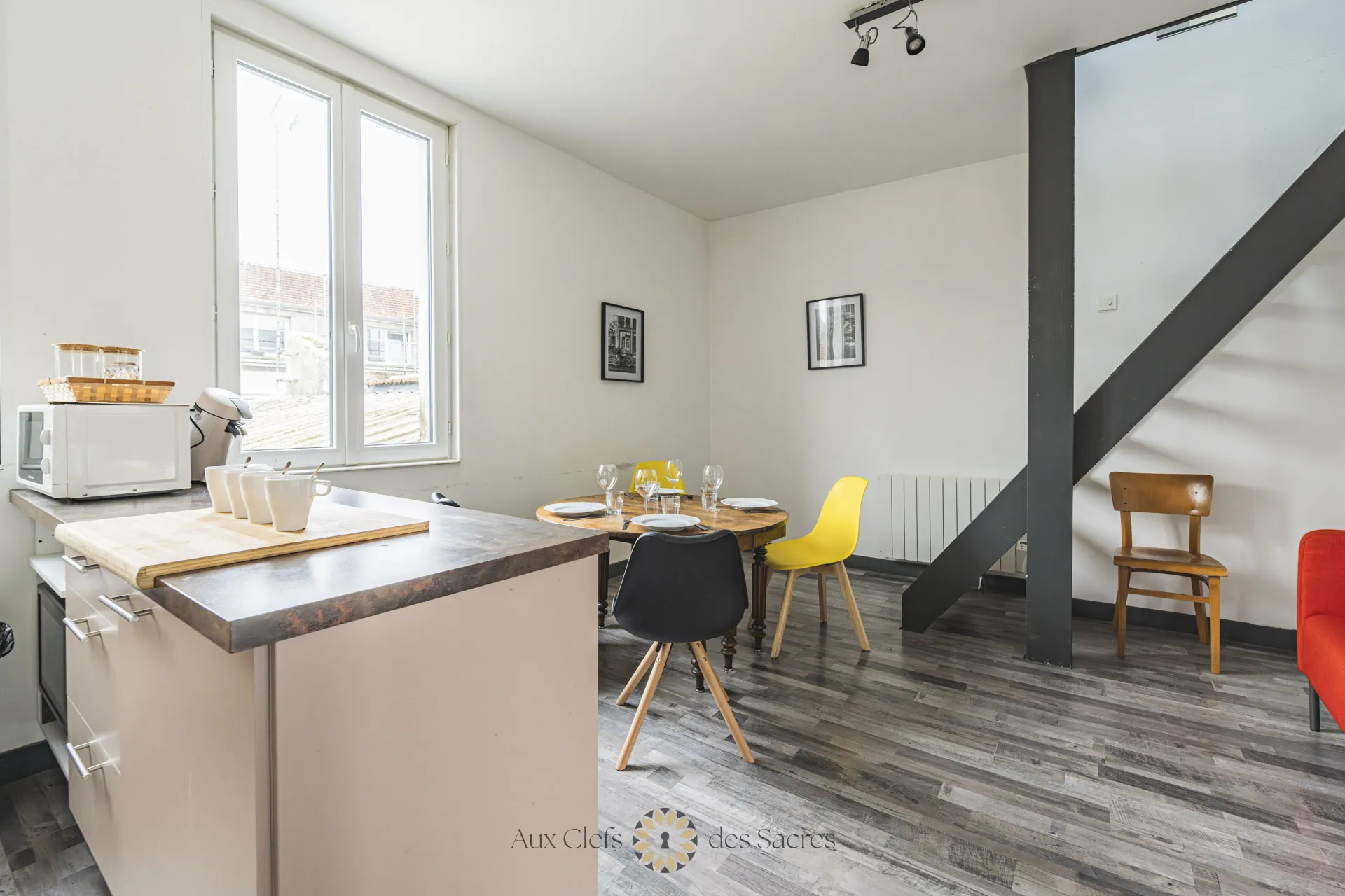 Appartement duplex lumineux de 3 pièces à Reims, proche commerces et écoles 