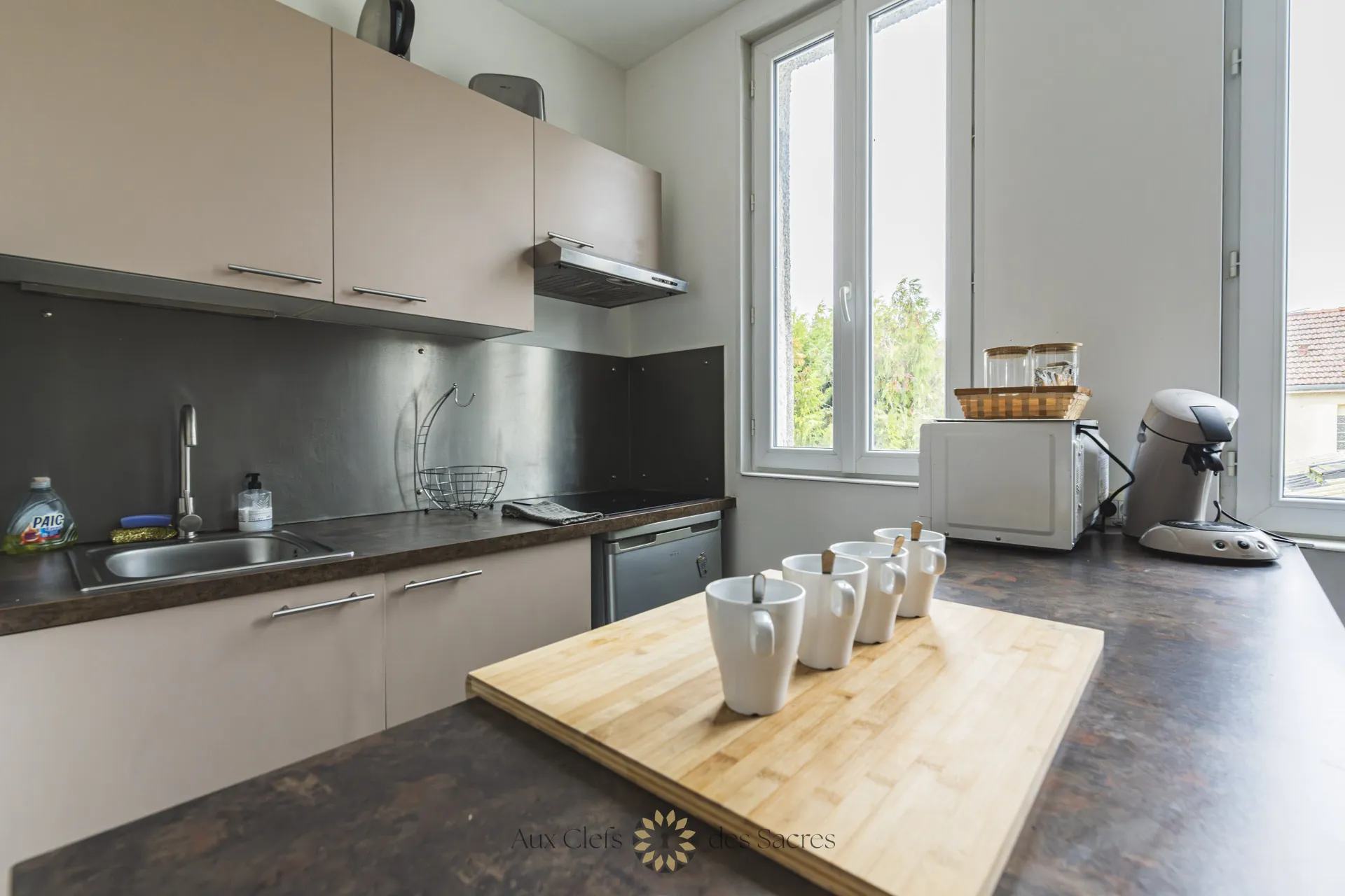 Appartement duplex lumineux de 3 pièces à Reims, proche commerces et écoles 