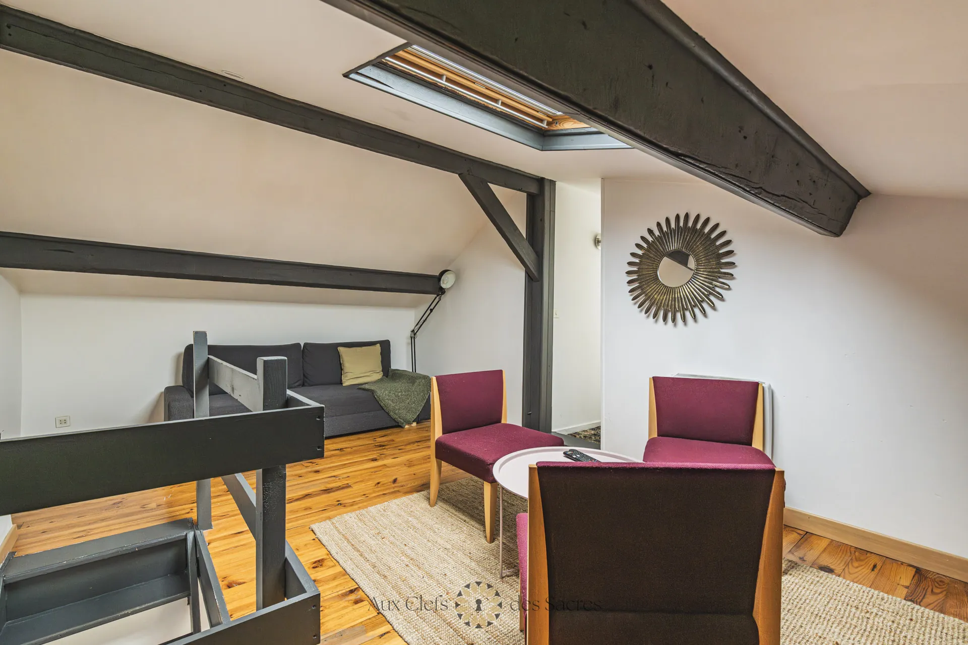 Appartement duplex lumineux de 3 pièces à Reims, proche commerces et écoles 