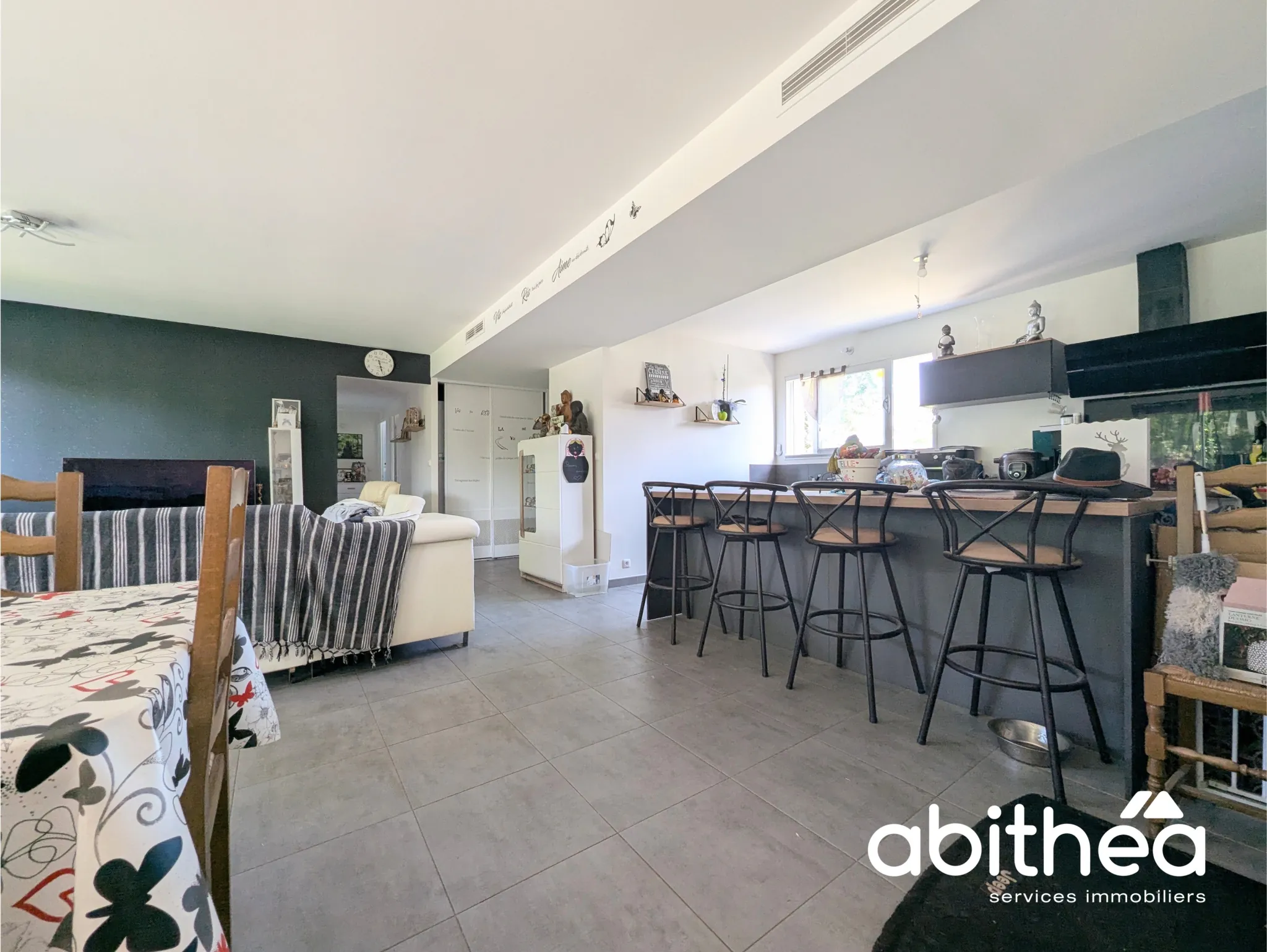 Maison récente de 116 m² avec 4 chambres à St Ciers d'Abzac, proche Galgon 