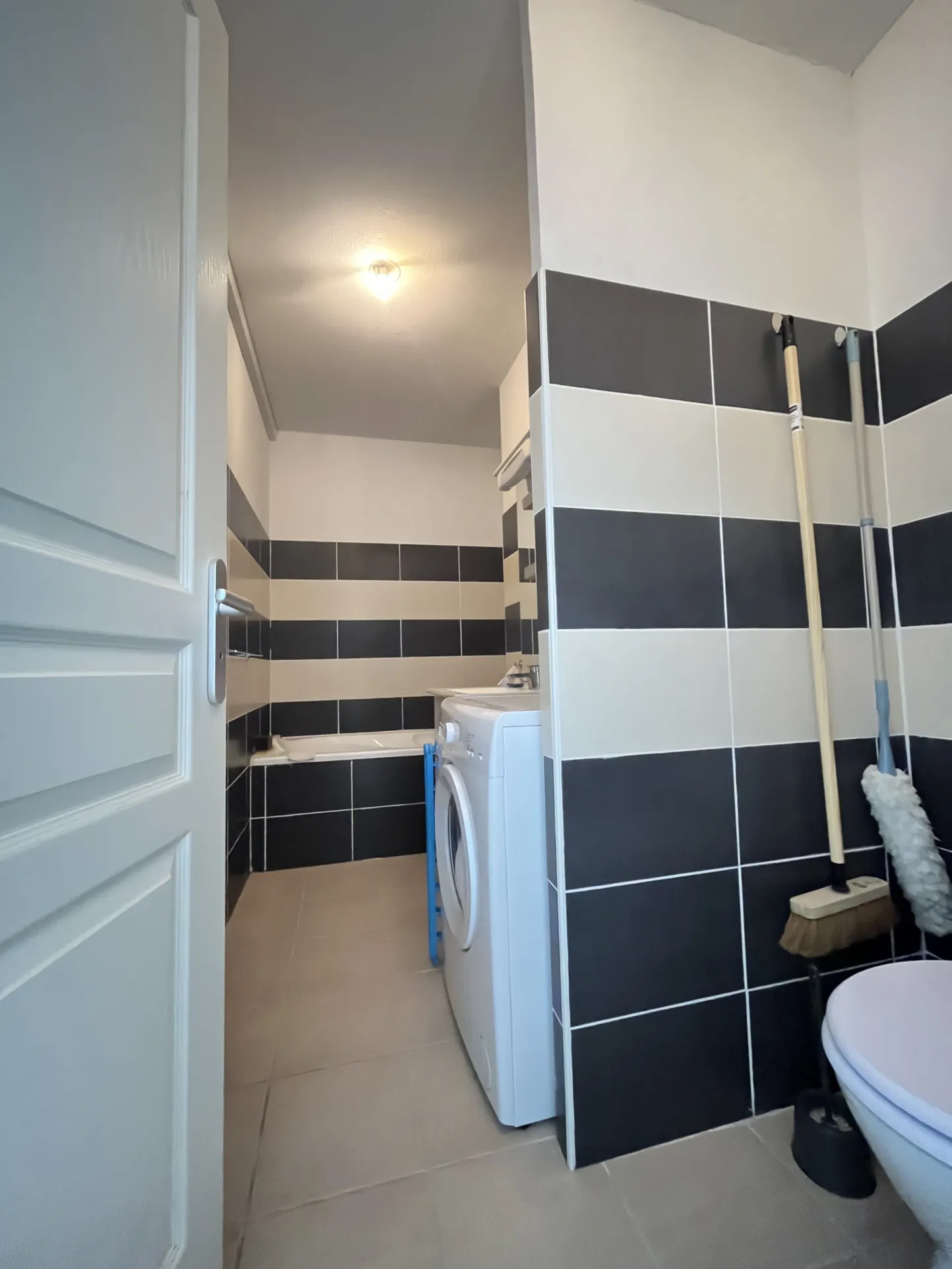 Appartement T2 avec parking en résidence sécurisée à Saint André de Sangonis 