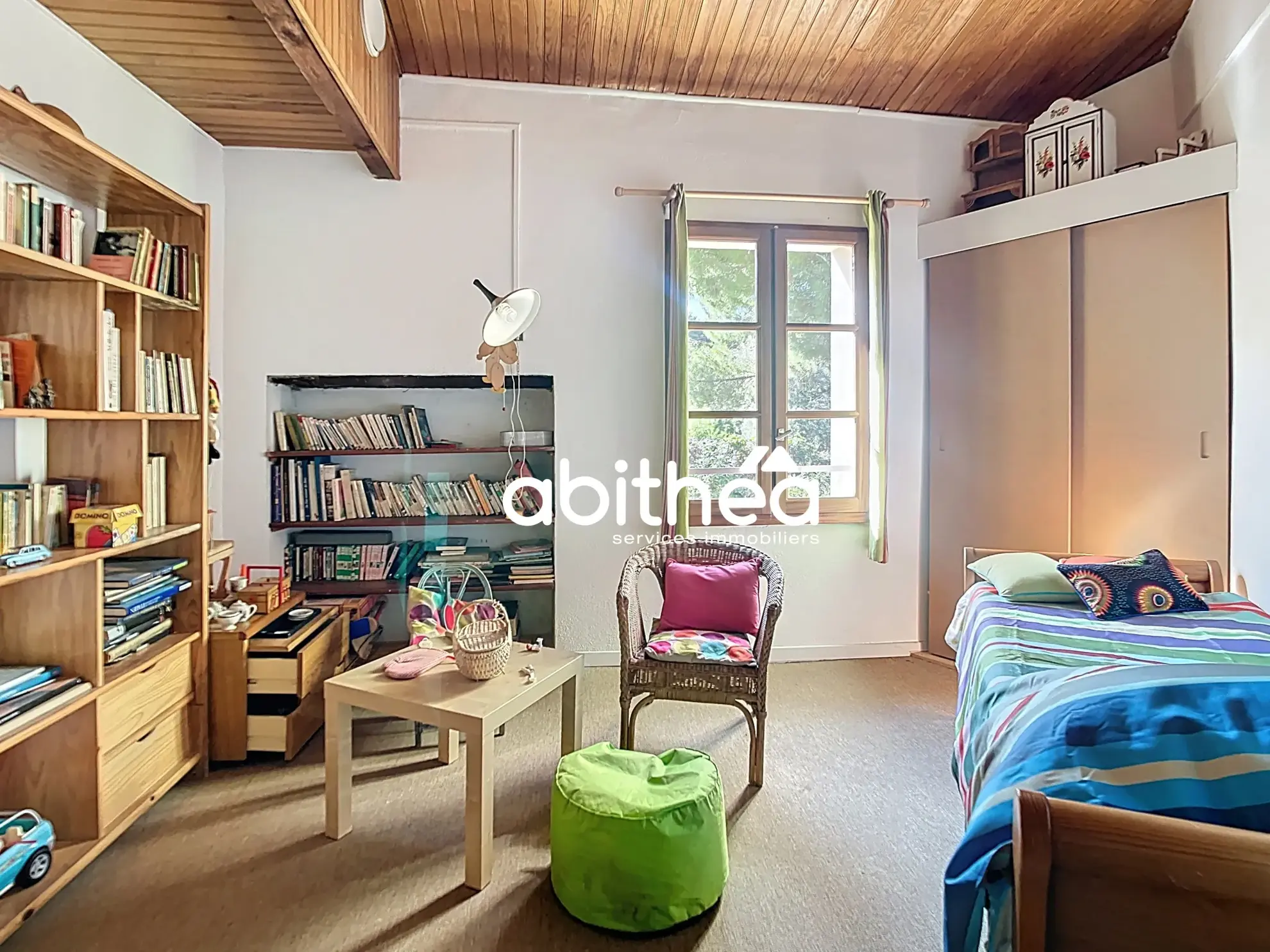 Maison de caractère avec jardin et garage à Murviel-lès-Béziers 