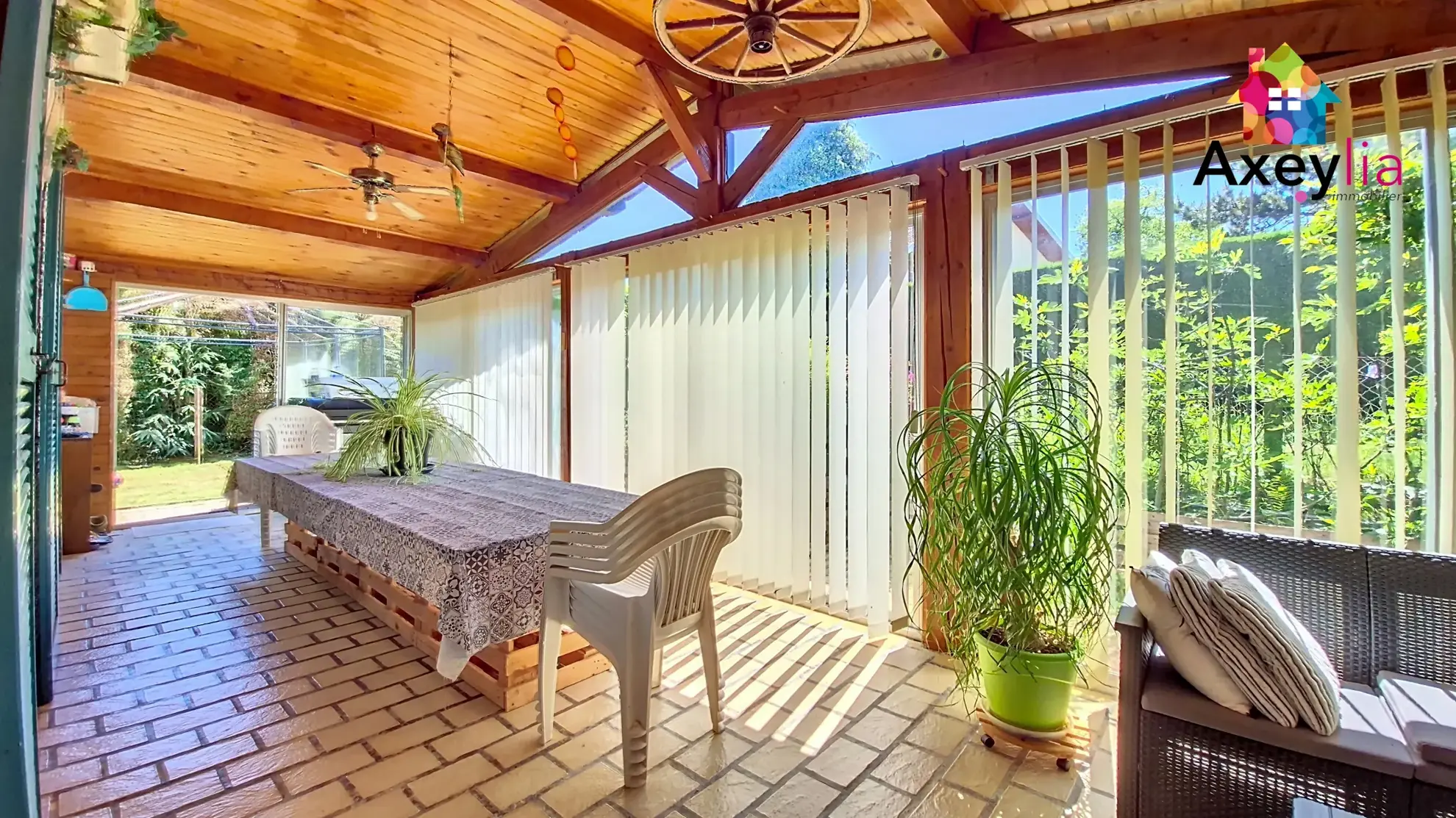 Maison à vendre à Chauffailles avec 4 chambres et terrain clos de 600 m² 