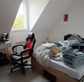 Maison T4 à Callac avec jardin et grand terrain en vente aux enchères 