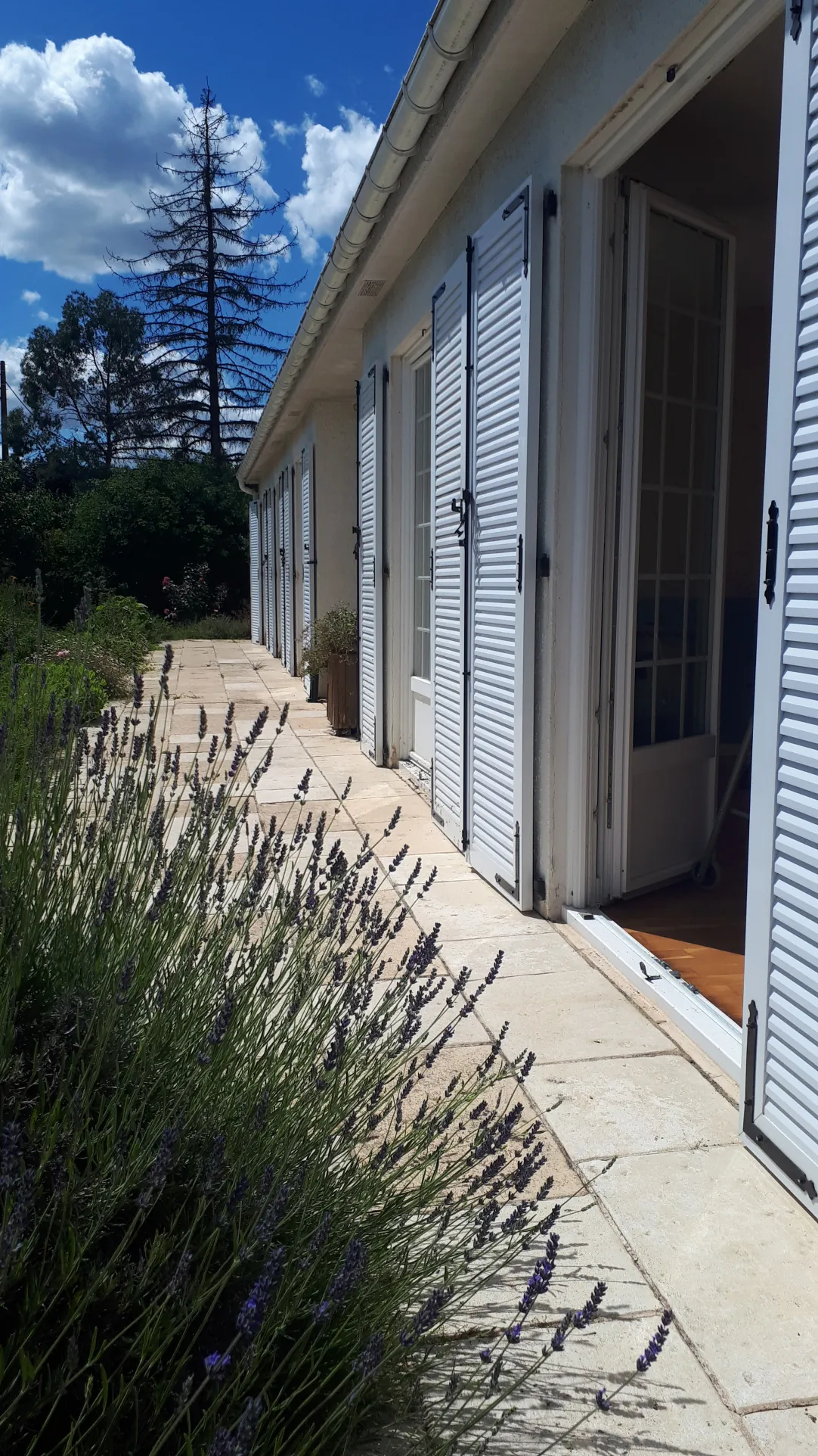 Maison à vendre à Chateau l'Archer de 134 m² avec jardin et garage 