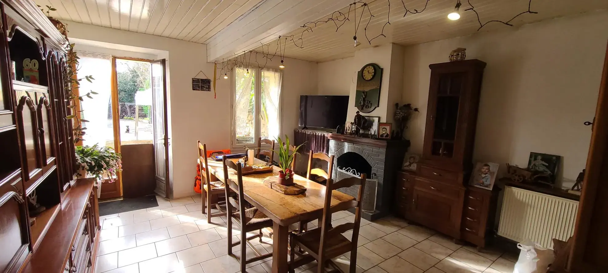 Ensemble immobilier à Montréjeau avec maison, appartement et terrain de 1203 m² 