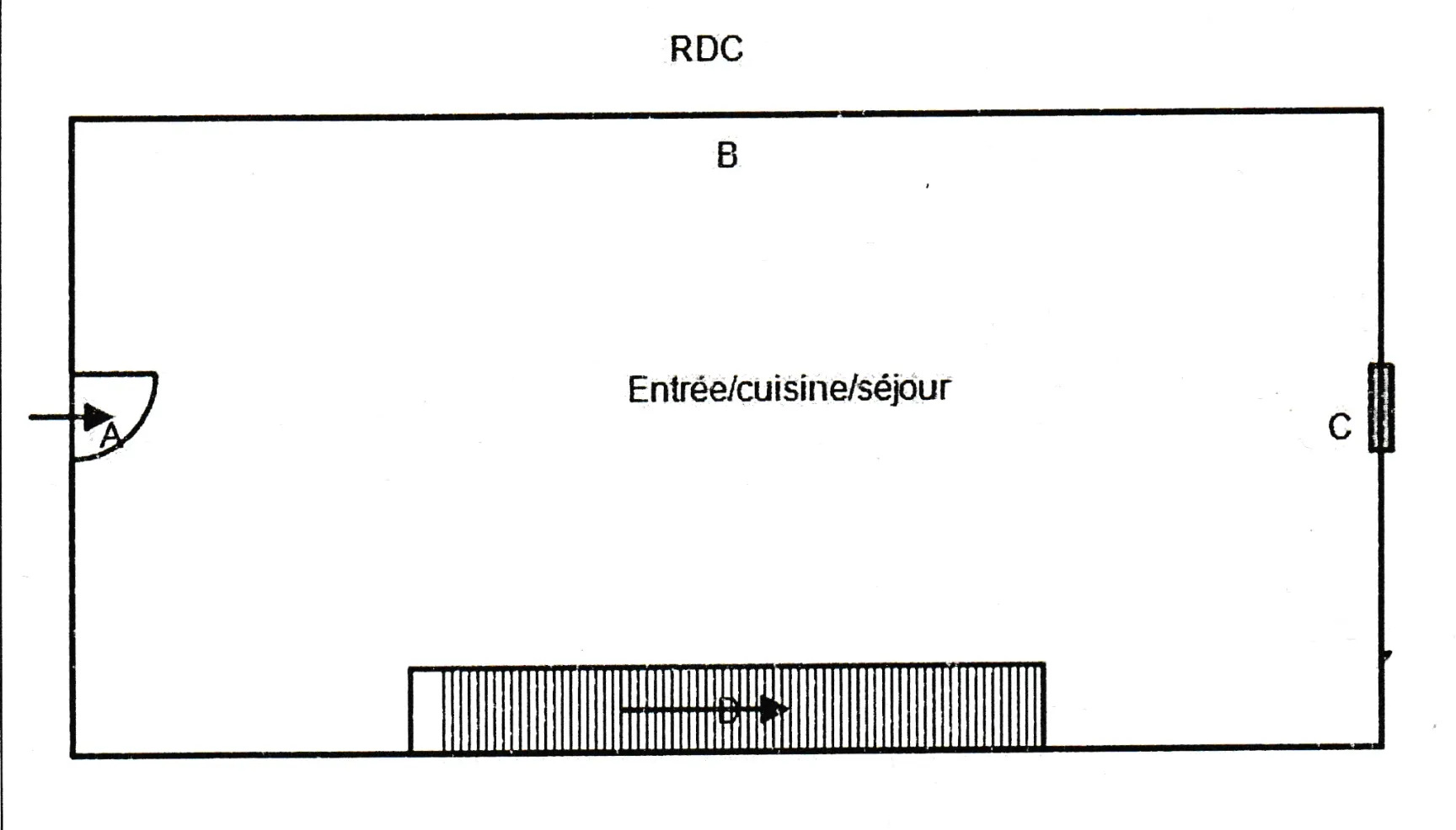 Investissement immobilier à Istres avec appartement et local commercial 