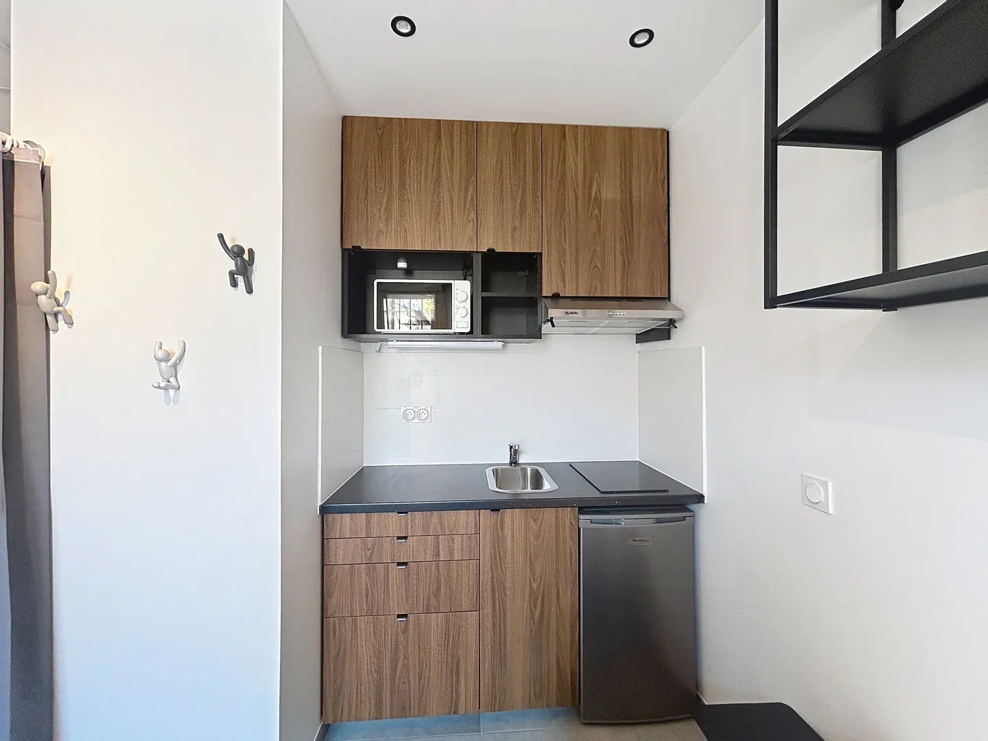 Studio meublé rénové pour investissement locatif à Marseille - Canet 