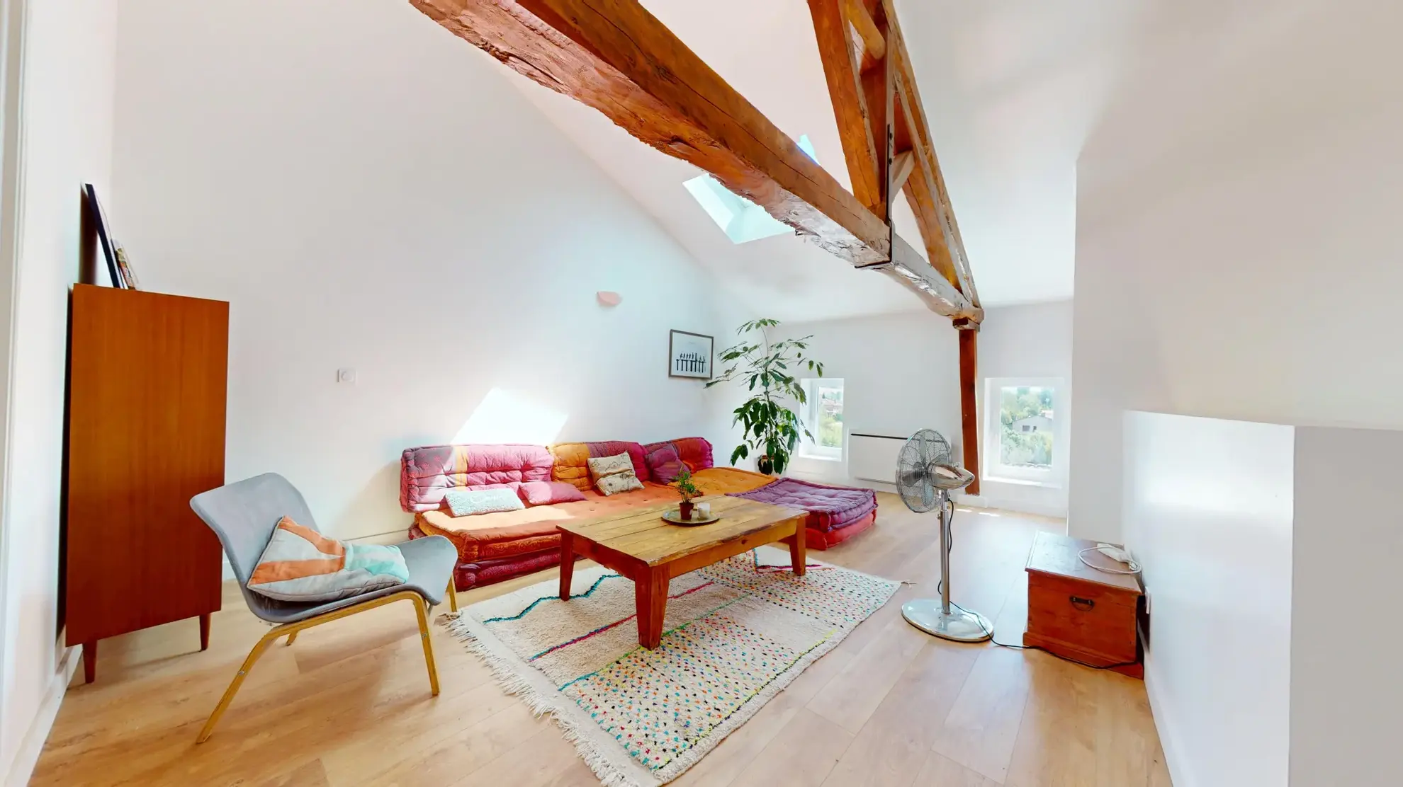 Maison de village rénovée de 185 m² avec jardin et remise à Saint-Sulpice-sur-Lèze 