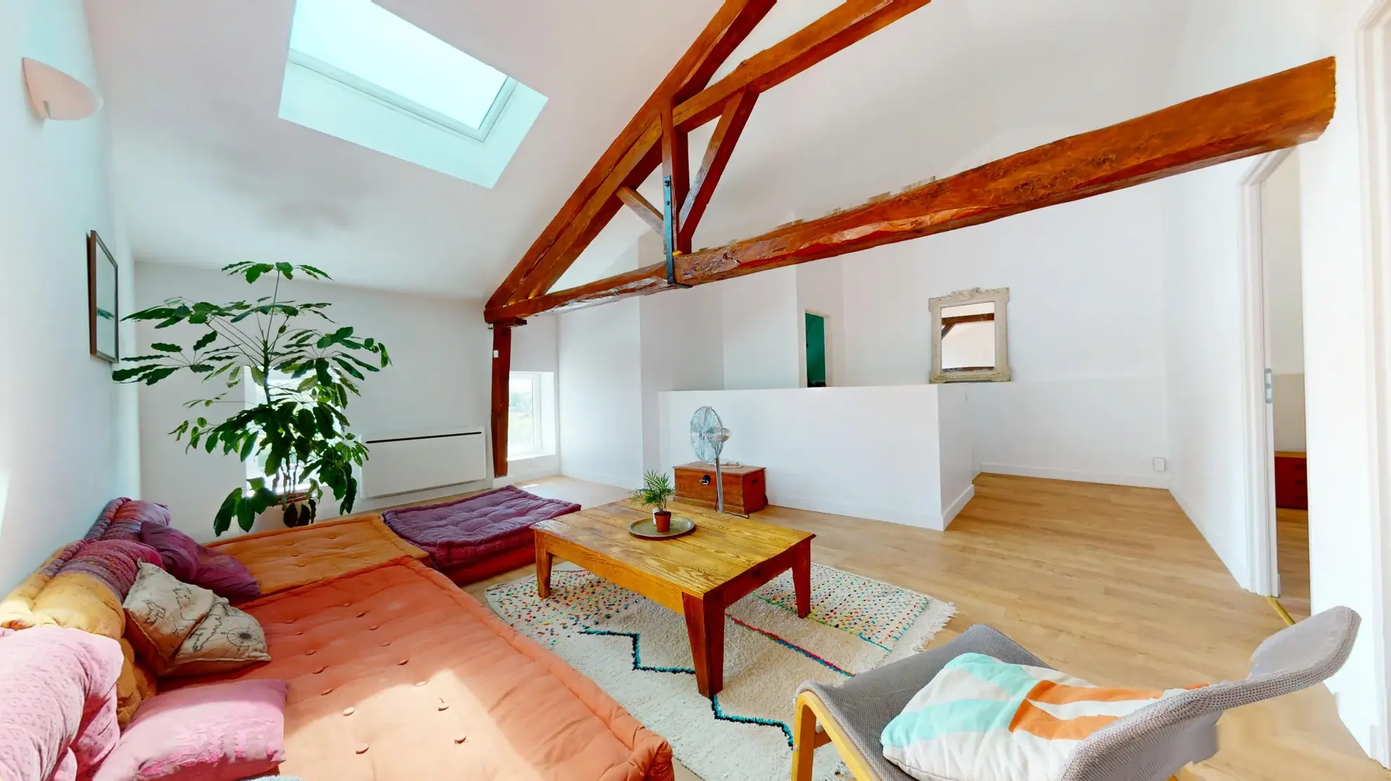 Maison de village rénovée de 185 m² avec jardin et remise à Saint-Sulpice-sur-Lèze 