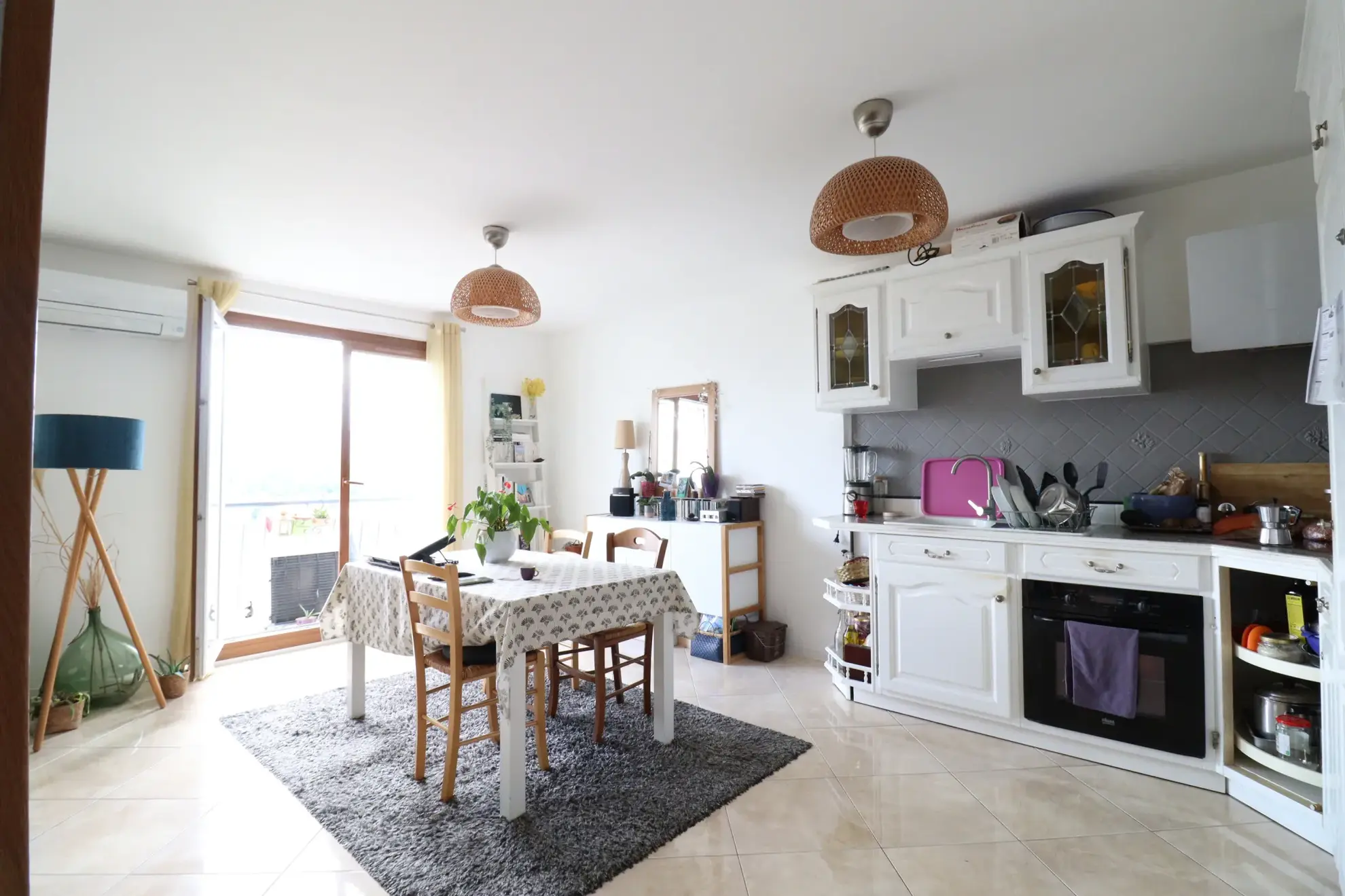 Appartement T3 lumineux avec vue sur les montagnes à Grenoble Vallier-Libération 